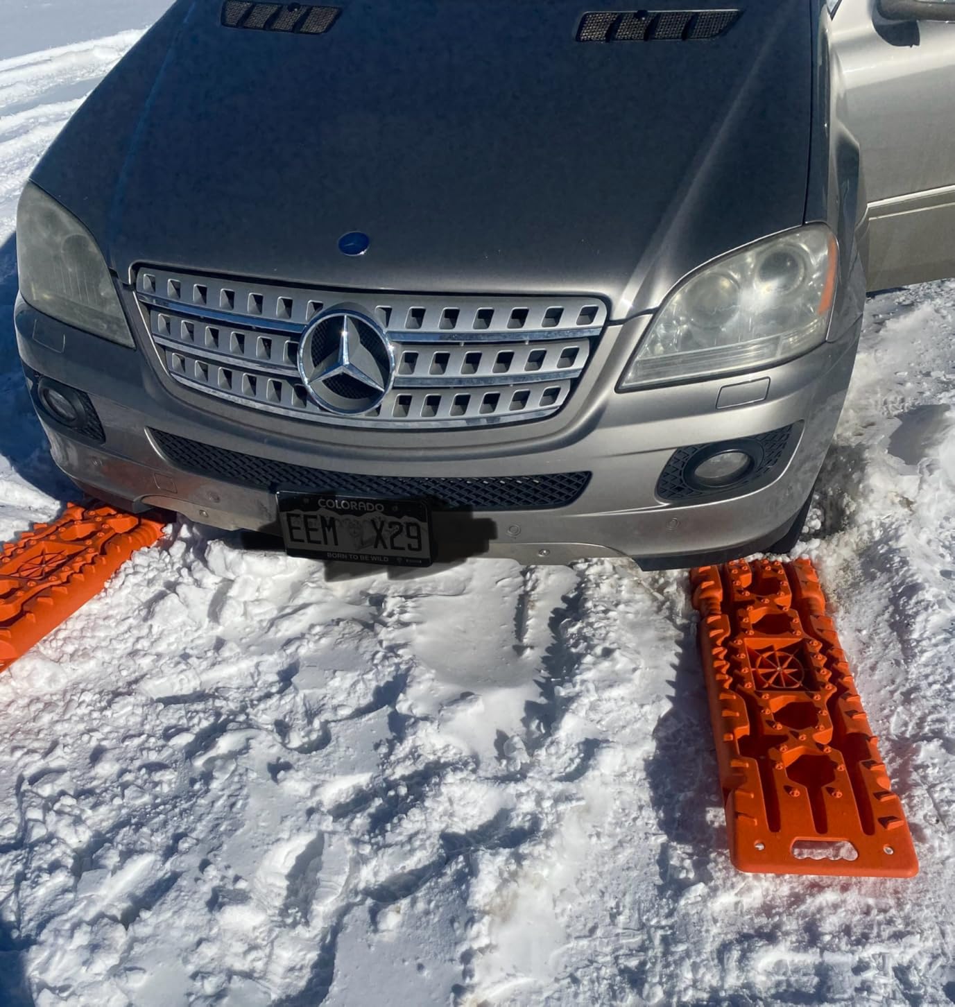 Off-Road Traction Boards with Jack Base, Heavy-Duty Recovery Tracks for 4x4, Truck, Jeep, SUV, Ideal Offroad Accessories for Mud, Sand & Snow (Large) customer photo 2