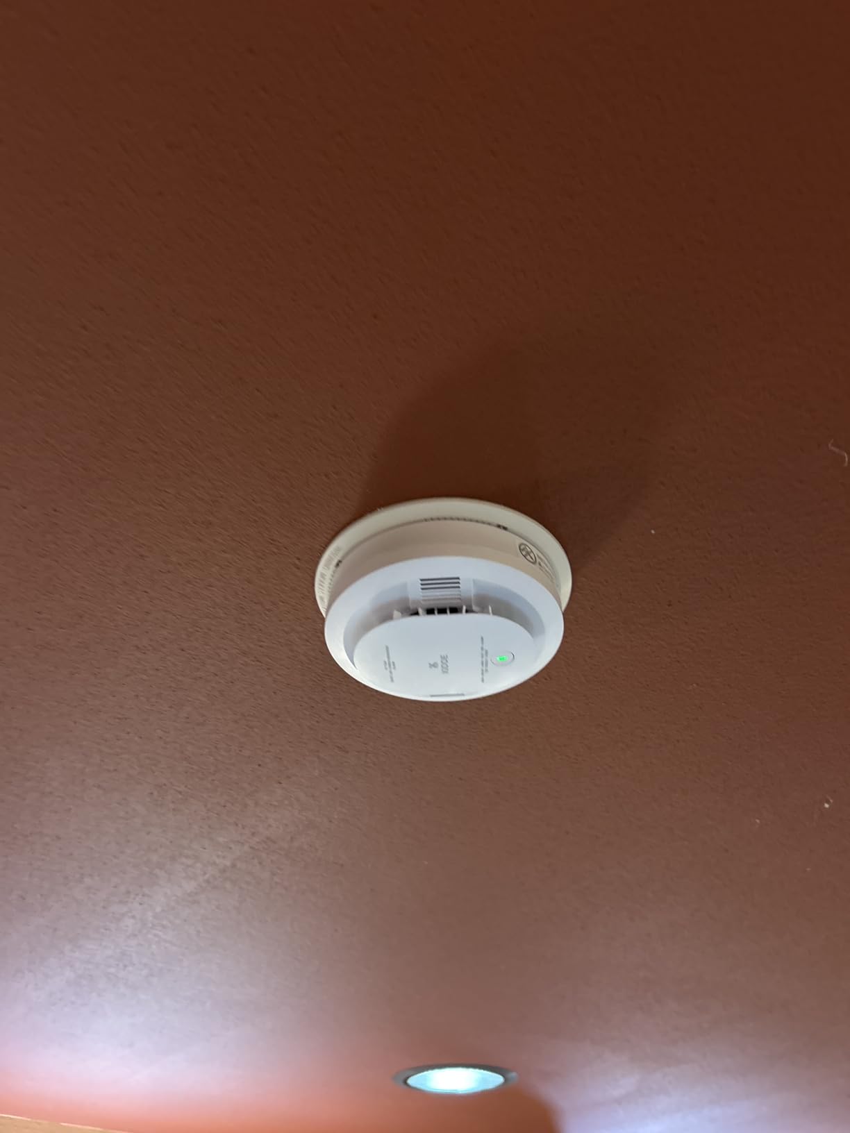 Kidde Smoke and Carbon Monoxide Detector, Hardwired with 10-Year Battery Backup, Voice Alerts, LED Status Lights, Interconnected, 85 dB Alarm, 5 inches, 30CUA10-V, 1 Pack customer photo 1