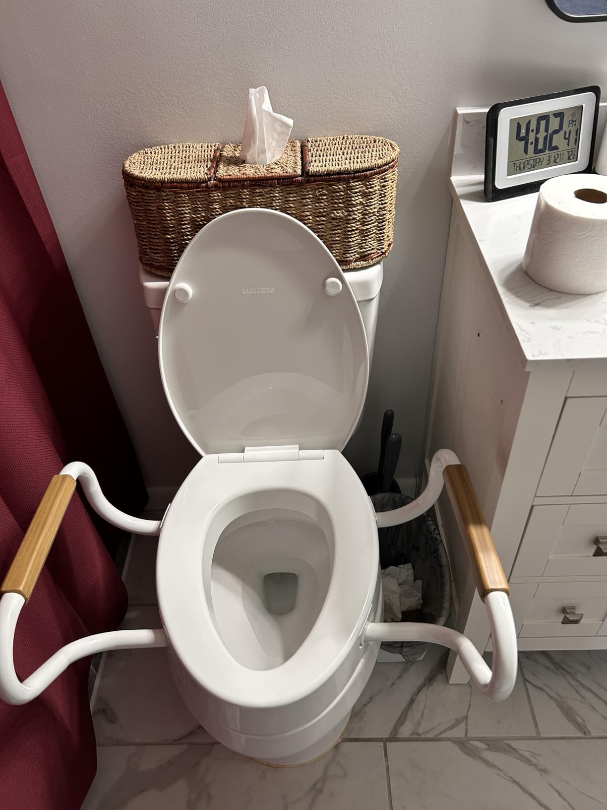 Lunderg Raised Toilet Seat with Handles - Elongated - Easy to Install Toilet Seat Risers for Seniors - Adds 3 Inches & Works like the one you've always used - Elegant design - No Hospital Vibe customer photo 2