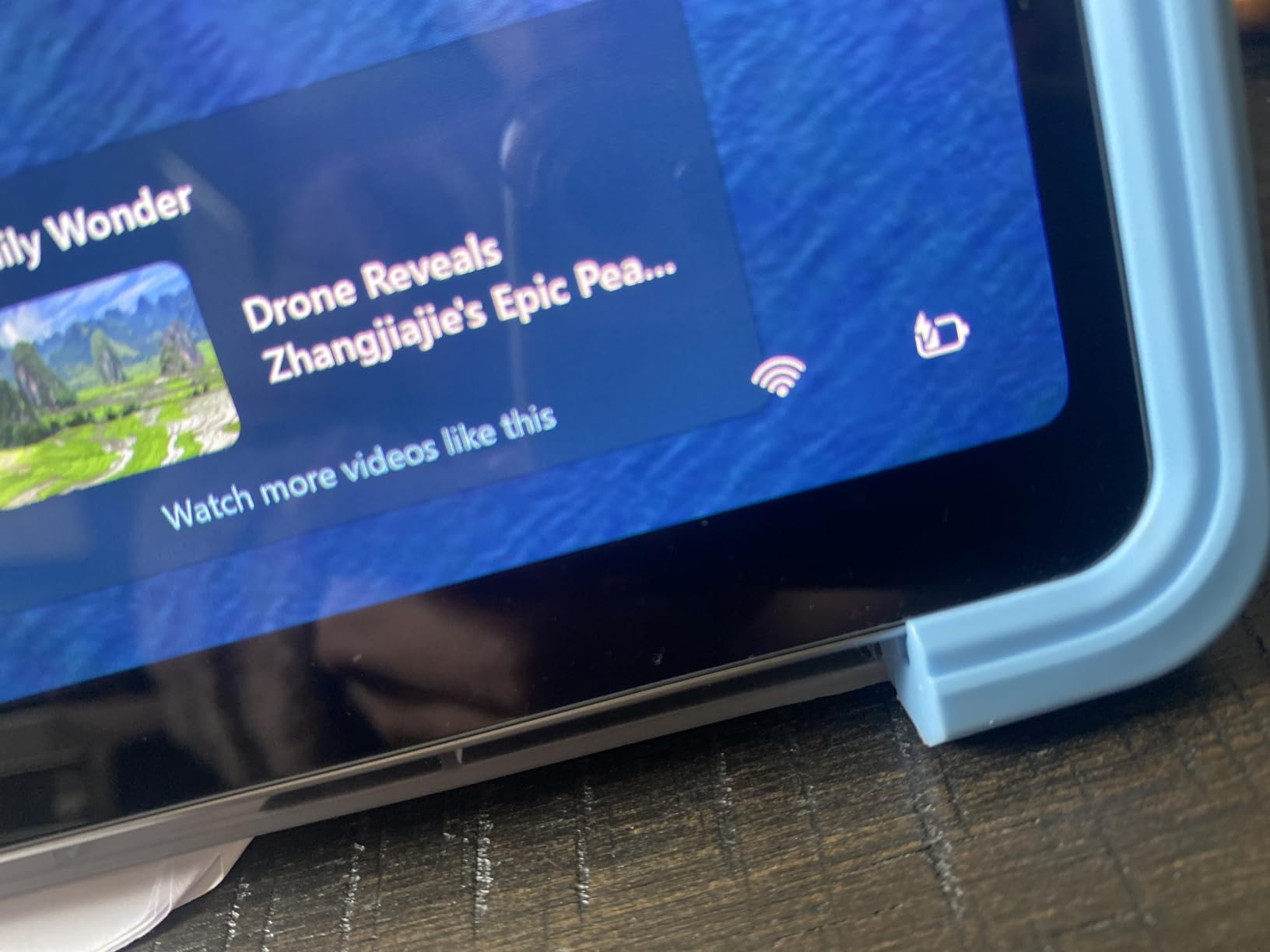 Microsoft Surface Pro 2-in-1 Laptop/Tablet (2024), Windows 11 Copilot+ PC, 13-inch Touchscreen LCD Display, Snapdragon X Plus, 16GB RAM, 256GB Storage, 5G Connectivity - Platinum customer photo 1