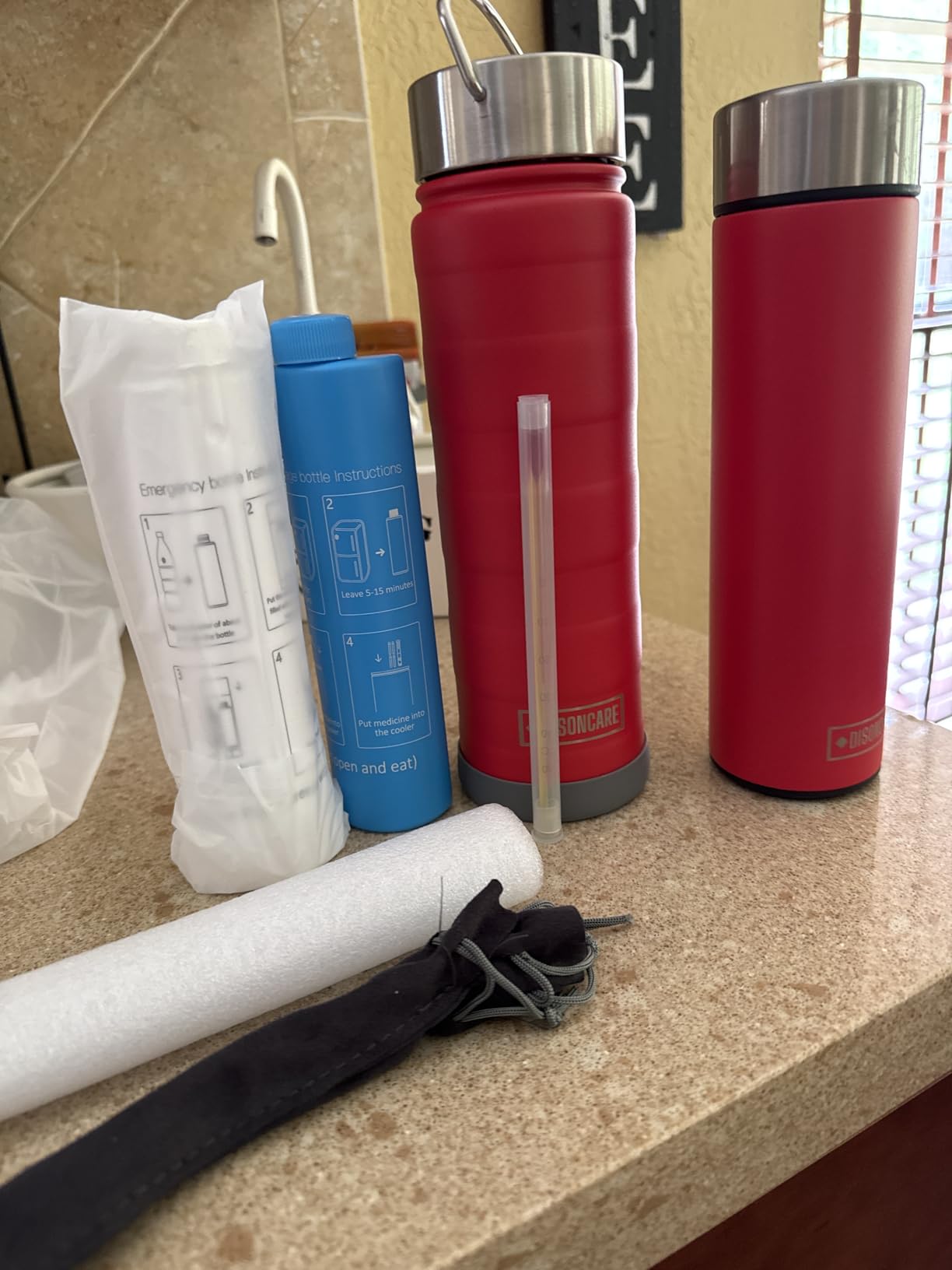 DISONCARE Odyssey 60H Insulin Cooler Travel case Digital Display Medication Cooler for Medicine Travel TSA Approved Ice Pack Diabetic Medical Cooler Diabetes Bag EpiPen with QR Medical Tag(Navy Blue customer photo 2