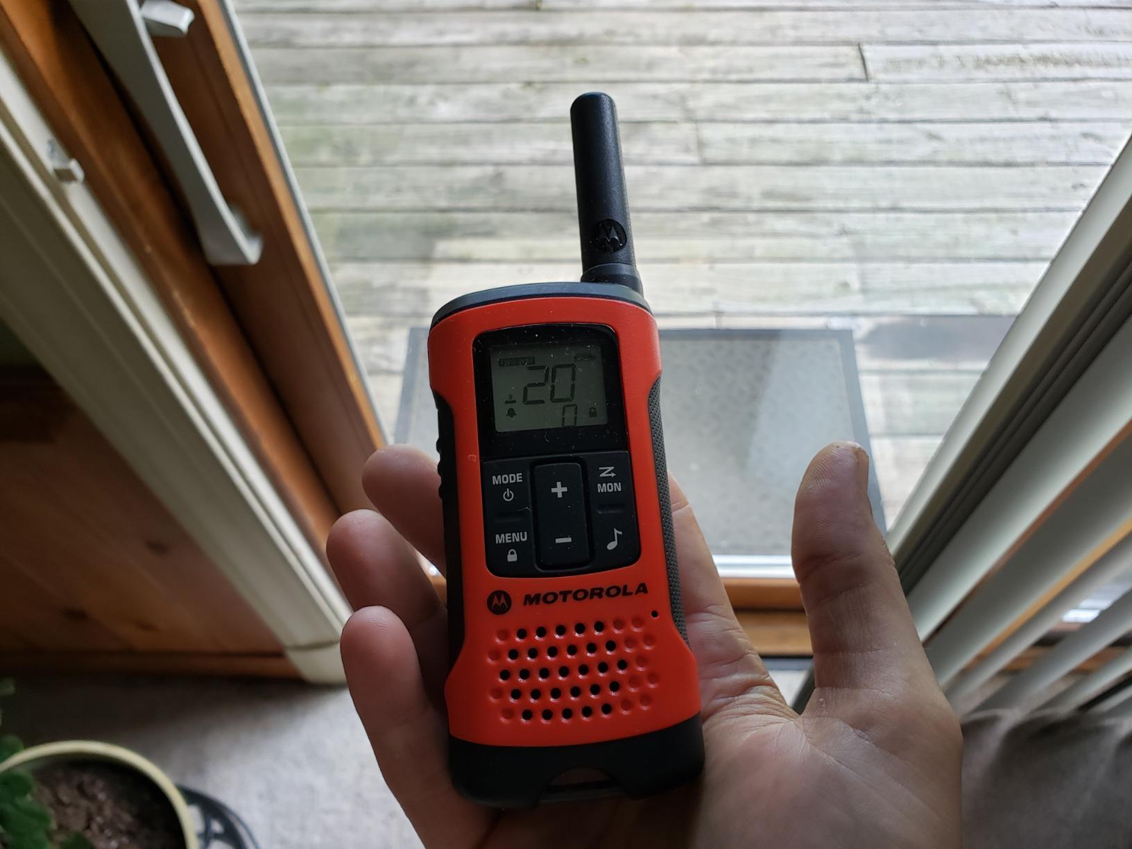Motorola Talkabout T275 Two-Way Radios (2-Pack) - 25 Mile Range, Rechargeable, Outdoor Walkie Talkie, NOAA Weather Alerts customer photo 1
