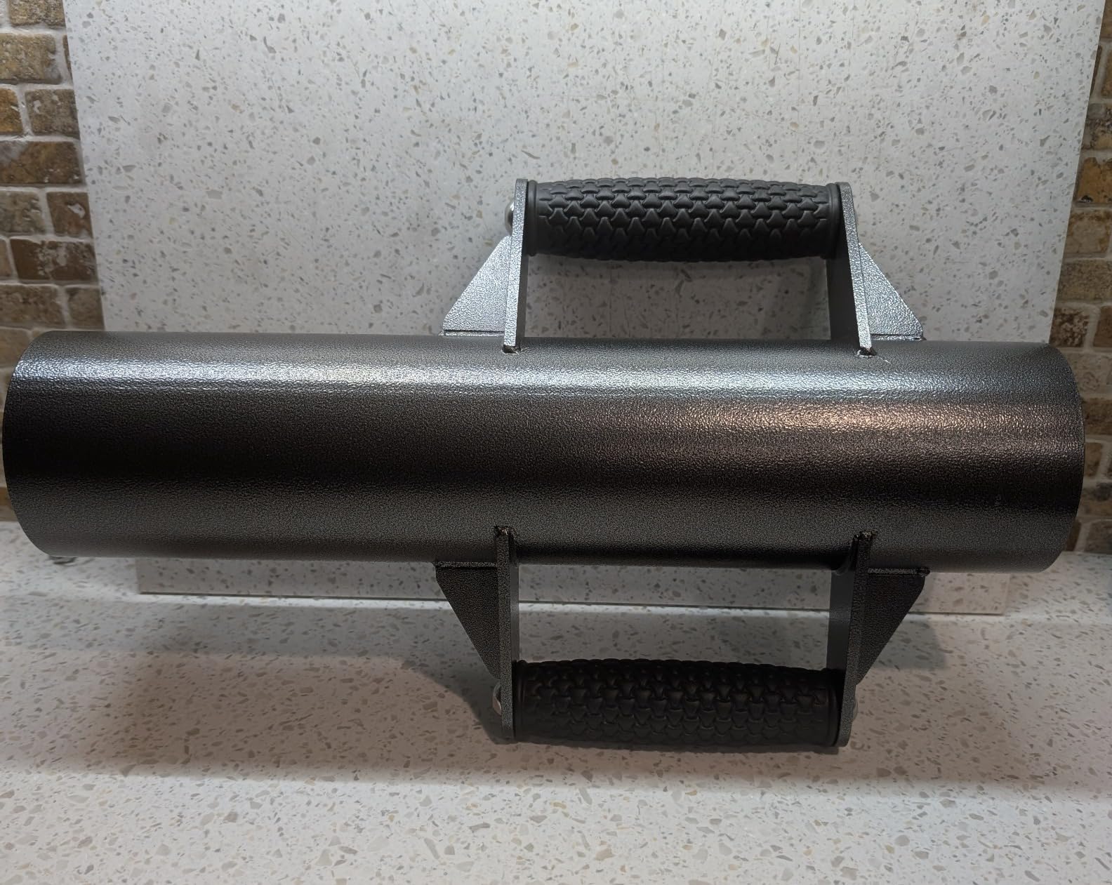 Insaga Enhance Fence Post Driver with Anti-Slip Handles T Post Driver, Heavy Duty Steel Post Driver Pounder Hammer for Metal Fence Posts, T Posts, U-Channels (2.7''DIA-17''L-9LB) customer photo 2