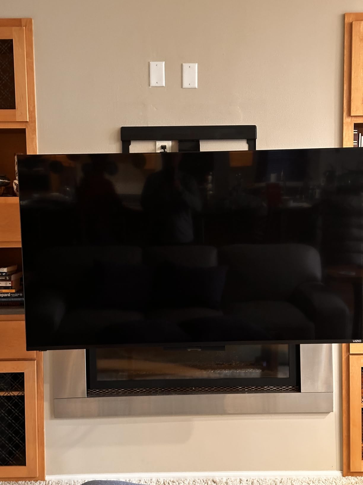 Mount-It! Fireplace Mantel TV Wall Mount, Above Fireplace Drop Down TV Mount, Pull Down Mantle Mount with Spring Assist, Sizes 42-65 inches with VESA from 100x100 to 600x500, max 55 lbs Weight customer photo 2