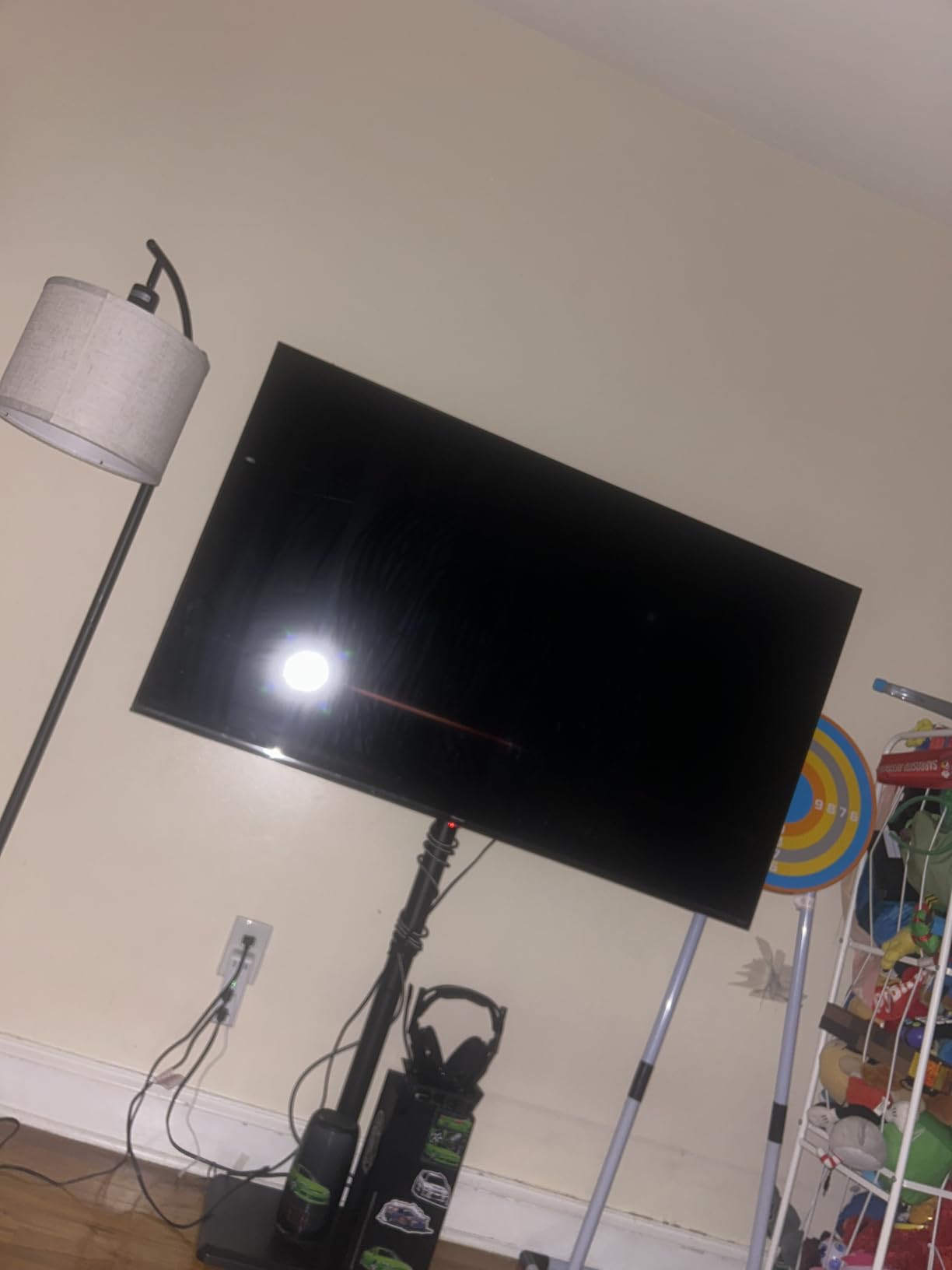 Rfiver Swivel Floor TV Stand with Mount for 32-60 inch TVs up to 88 lbs, Height Adjustable Tall TV Stand with Wood Base, Saving Space Design for Bedroom, Living Room and Corner, Max VESA 400x400mm customer photo 1