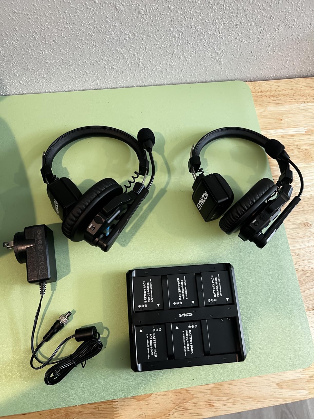 SYNCO XTALK X2 Wireless Intercom Headset System, 2.4GHz Communication Headset for 2-Person with 24H Workingtime 350M/1148FT, Xtalk-Communication-Headsets-Intercom customer photo 2