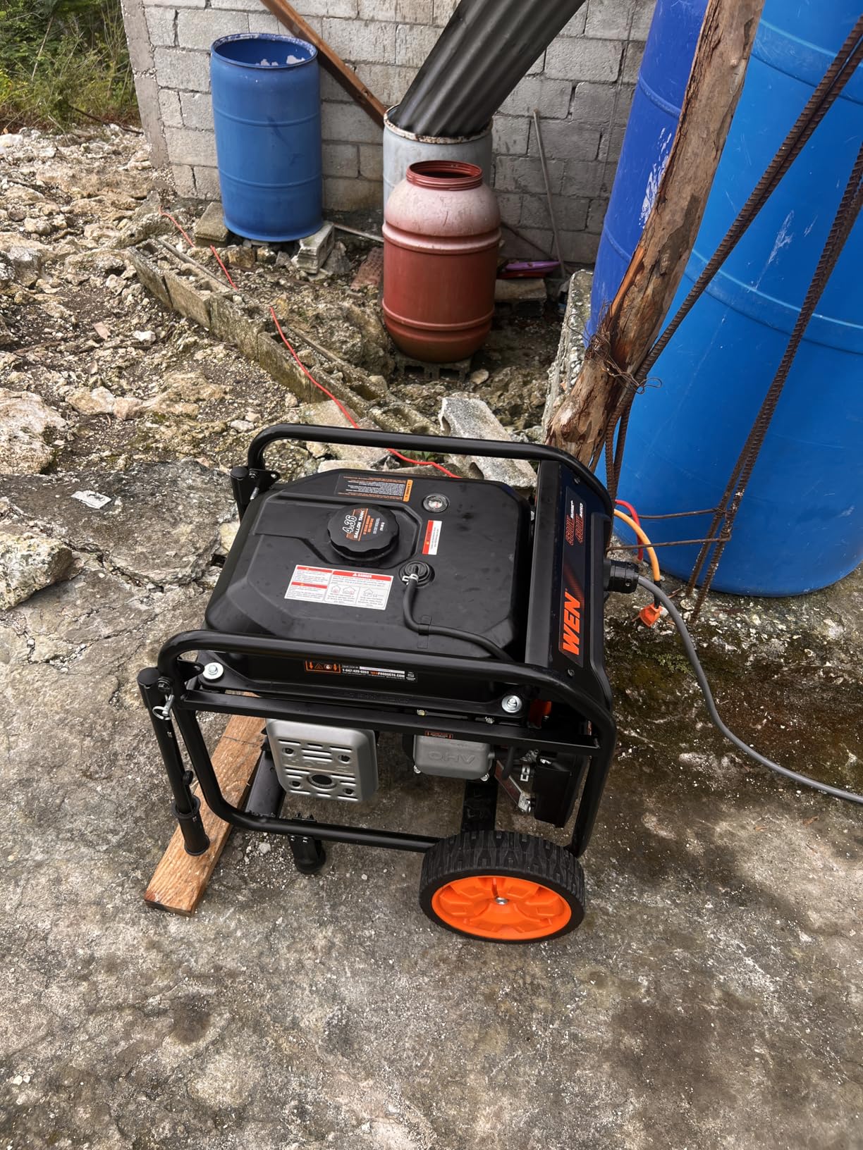 WEN 5,600-Watt Dual Fuel Portable Generator with Wheel Kit, Electric Start, and CO Watchdog (DF5600X) customer photo 1