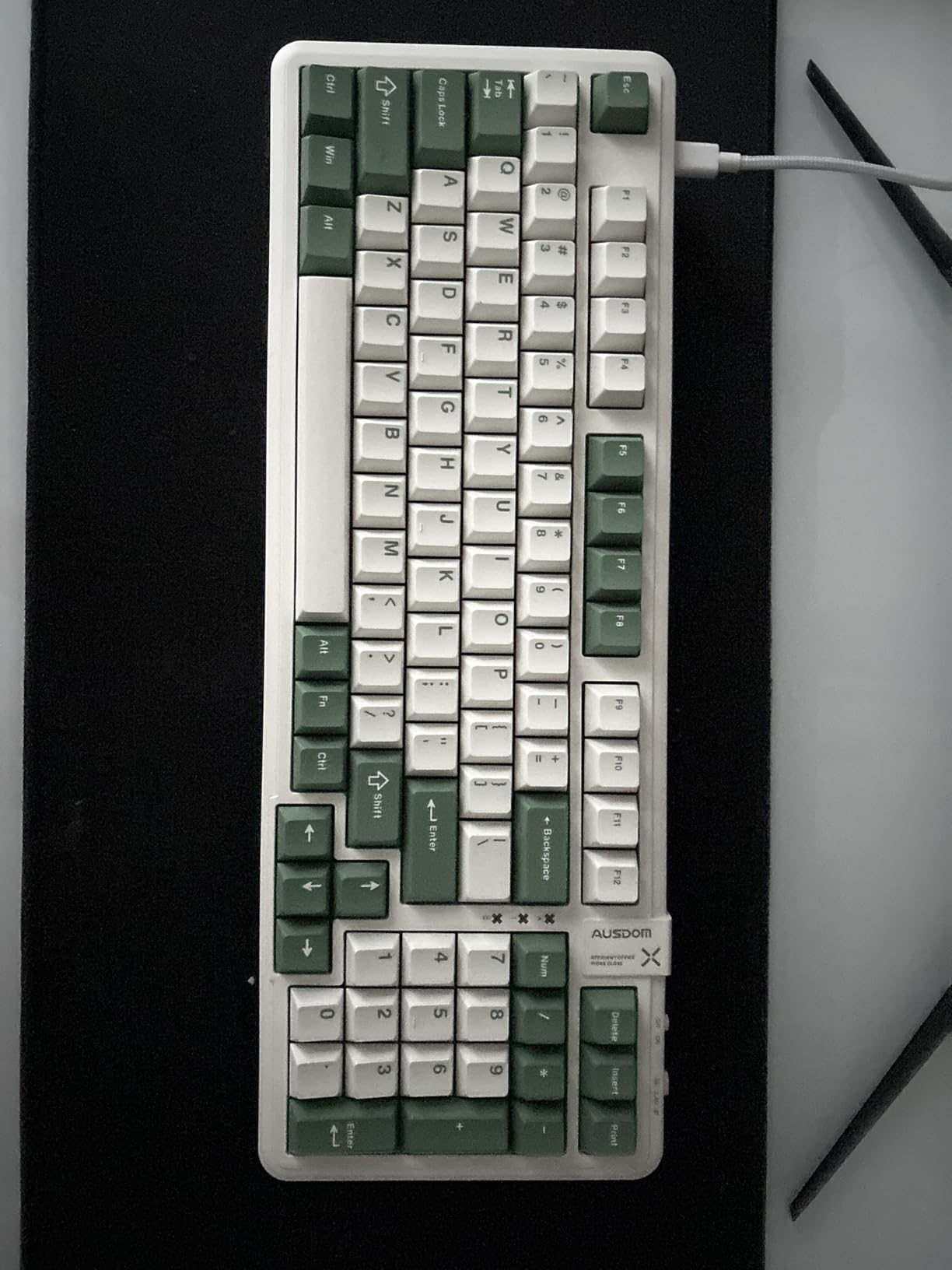 AUSDOM 98Pro Silent Mechanical Keyboard, Wireless Hot Swappable Gaming Keyboard with Backlit, Gasket Structure, Pre-lubed Tactile Switches, 2.4GHz/Type-C/Bluetooth Custom Keyboards (Green & White-Silent) customer photo 1
