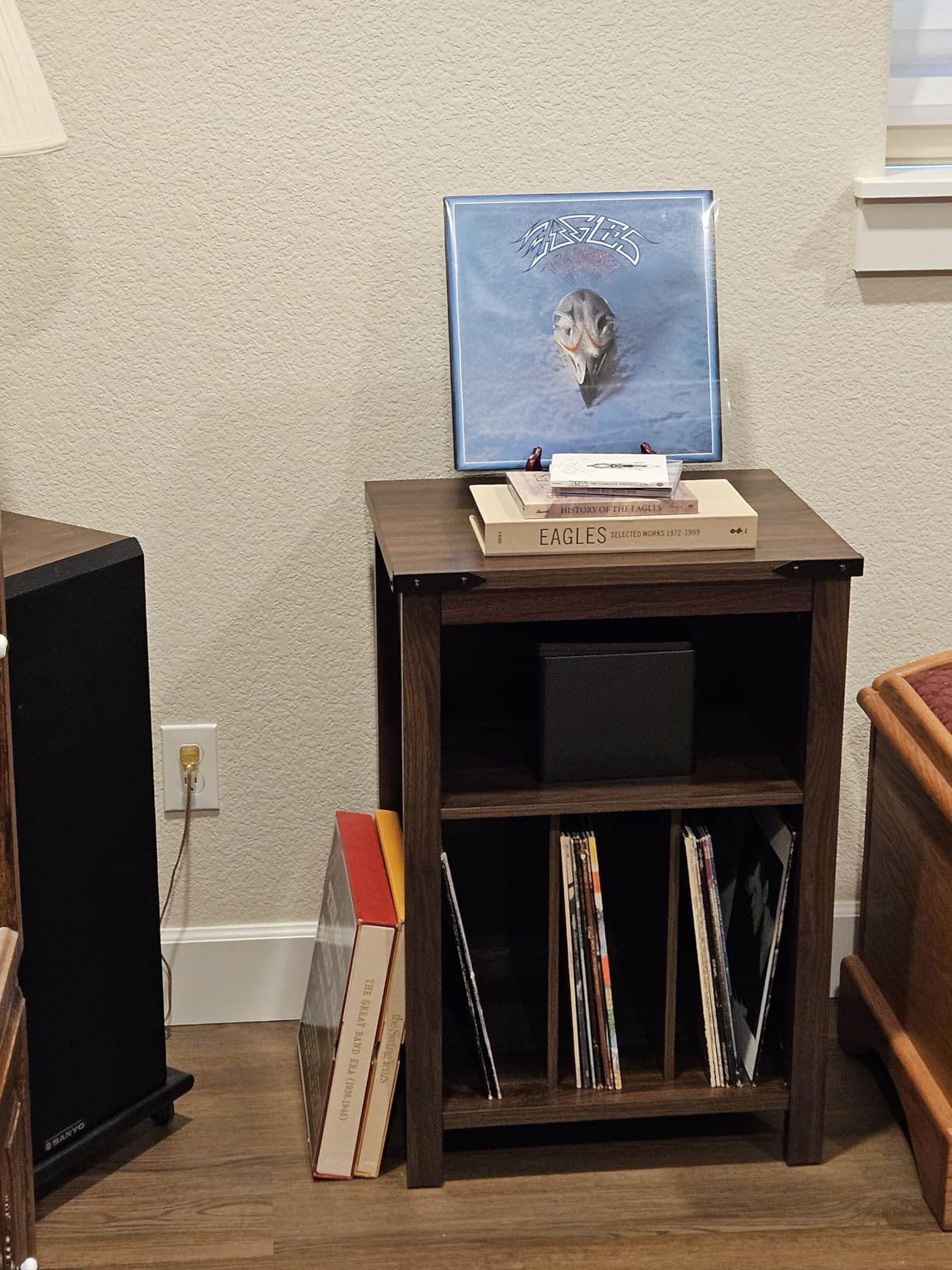 Joaxswe Record Player Stand with Vinyl Record Storage,Black Record Player Table Holds up to 160 Albums,Large Wood Turntable Stand Cabinet Dispaly Shelf for Living Room,Bedroom,Office customer photo 1