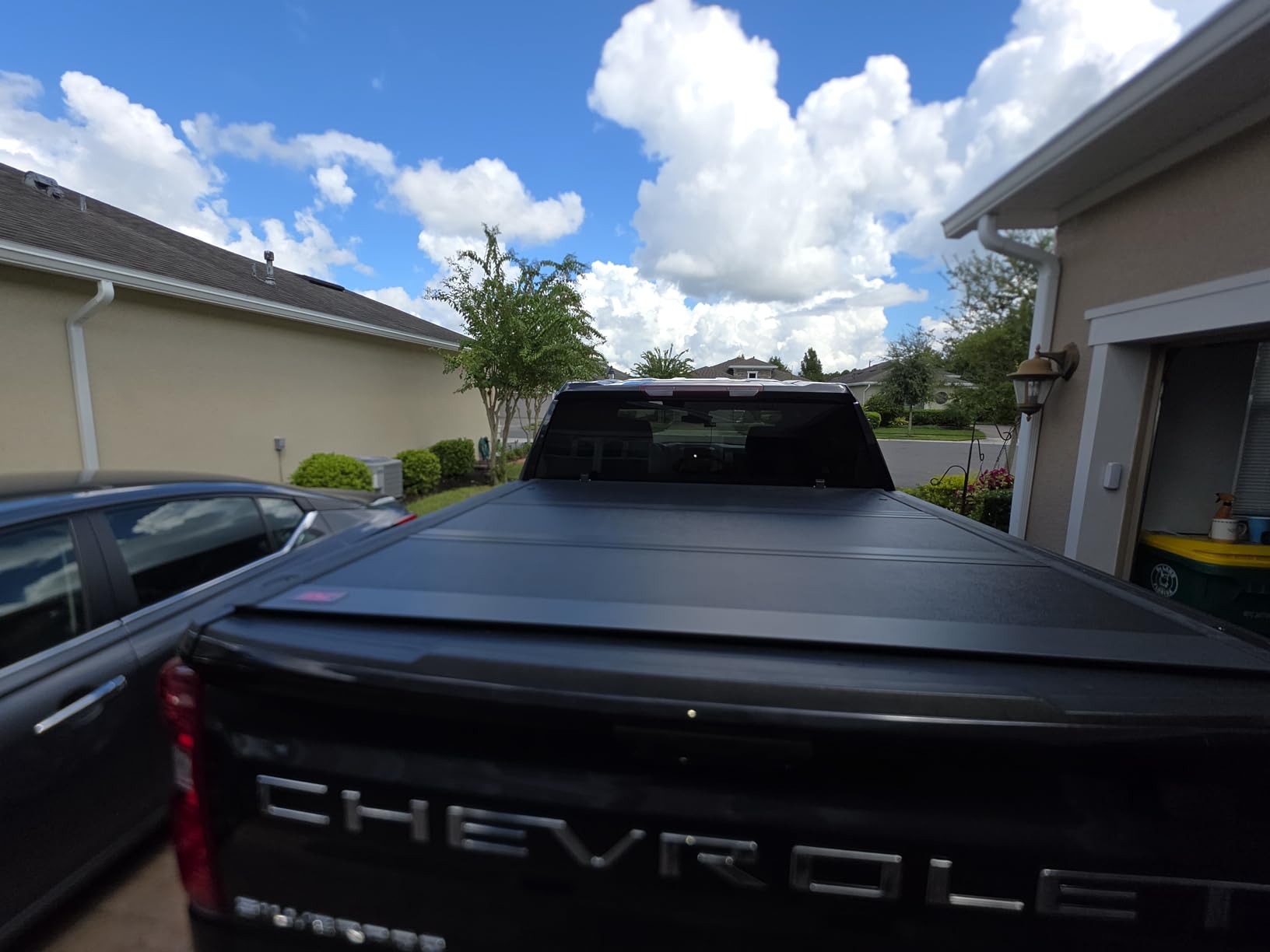 Rough Country Hard Low Profile Tri-Fold Tonneau Cover for Chevy Silverado & GMC Sierra 1500 (2019-2026) - Flush Mount Aluminum Bed Cover, Fits 5'10 Short Bed customer photo 1
