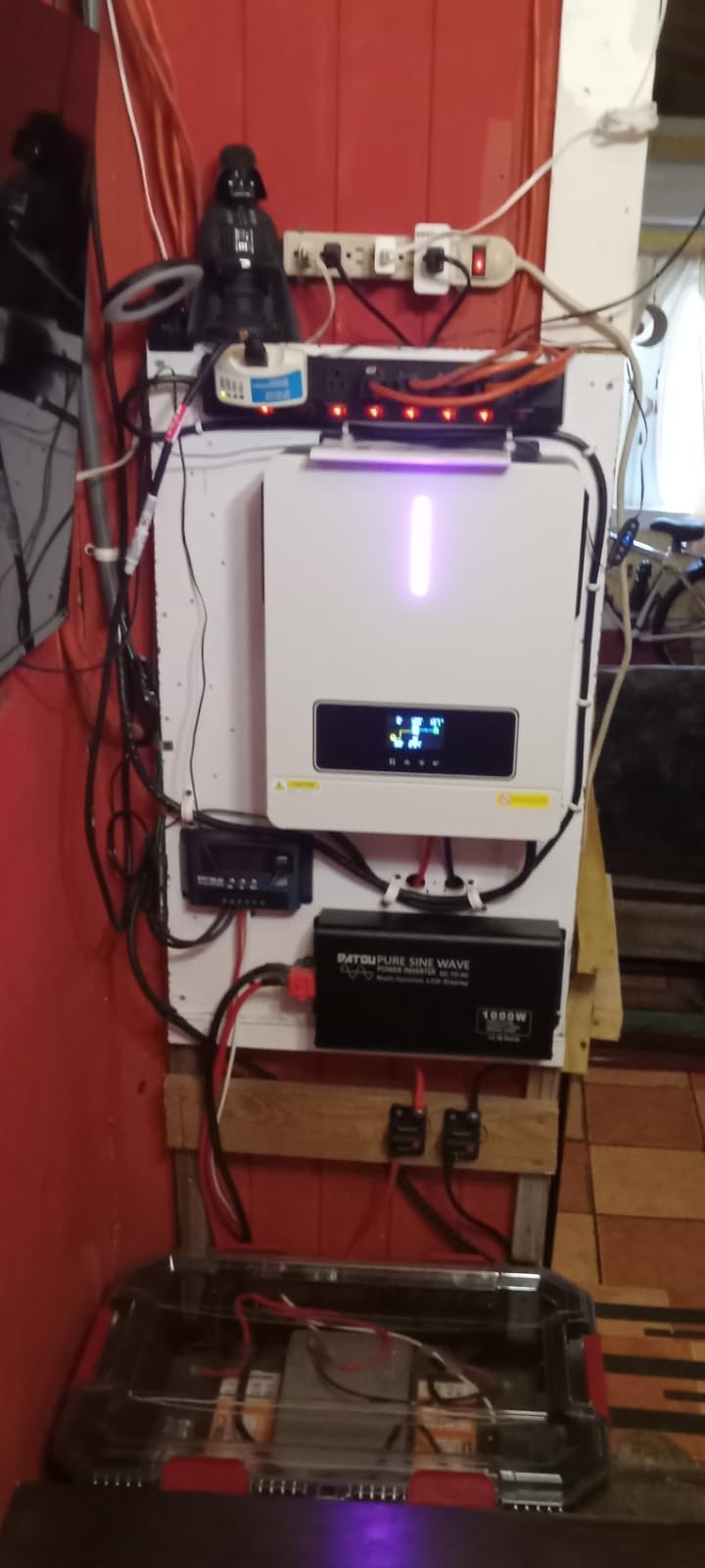 3600W Hybrid Solar Inverter DC 24V to AC 110/120V Pure Sine Wave, w/ 120A MPPT Controller, Dual AC Output, Max 4200W PV Input, Lead-Acid/Lithium/Battery-Free Use, for Home Backup, RV, Off-Grid customer photo 1