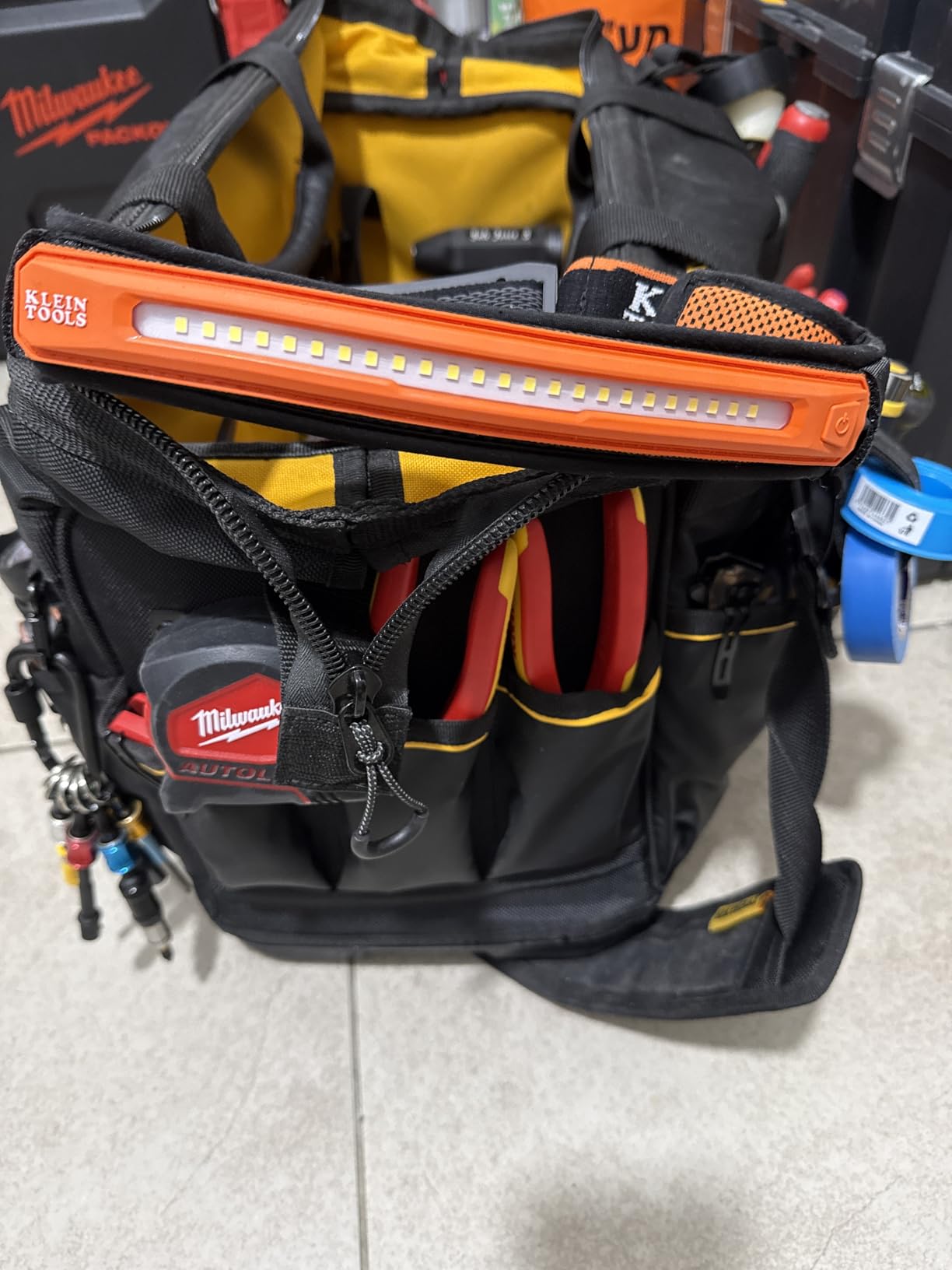 Klein Tools 56308 Rechargeable Headlamp with Strap, 575 Lumens, Wide-Beam LED, All-On or Direct Focus Modes customer photo 1