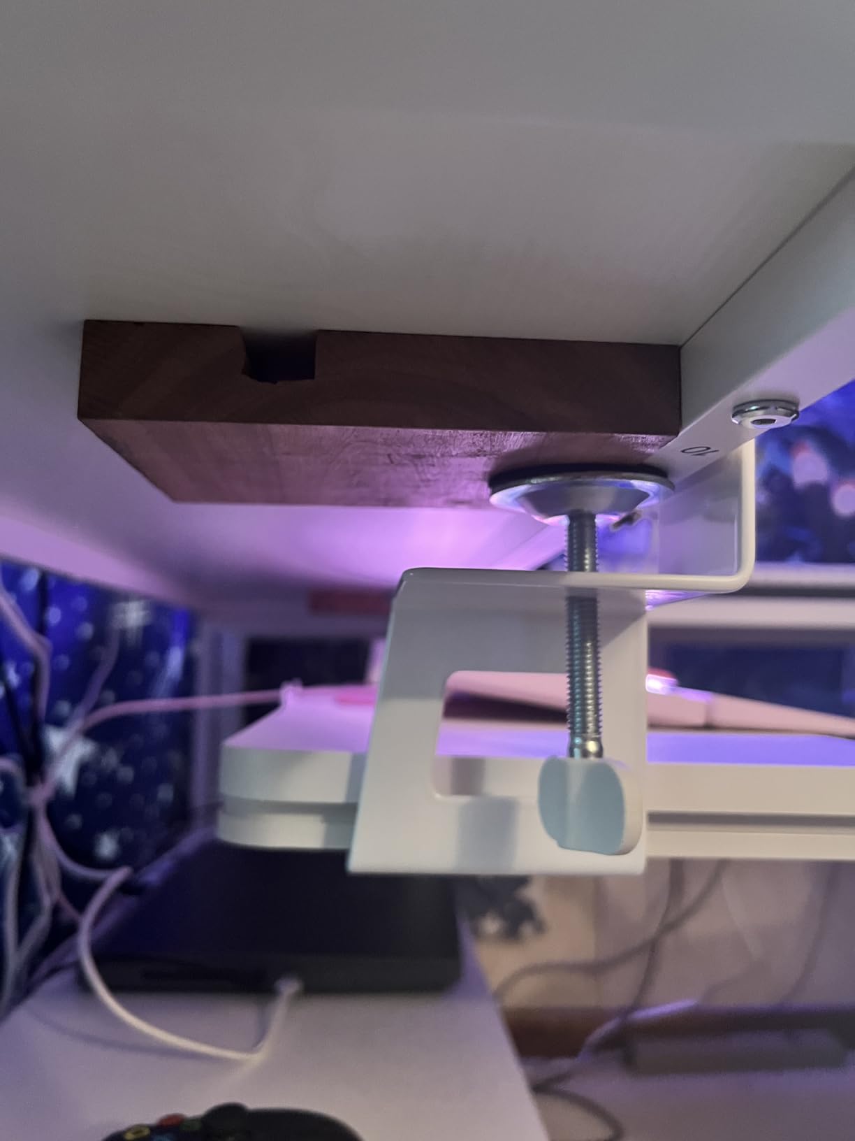 BONTEC KMT01 Under Desk Keyboard Tray, Pull-Out Keyboard & Mouse Platform with C-Clamp, 25.6 x 11.8 in Space-Saving Ergonomic Slide-Out Drawer, Black customer photo 2