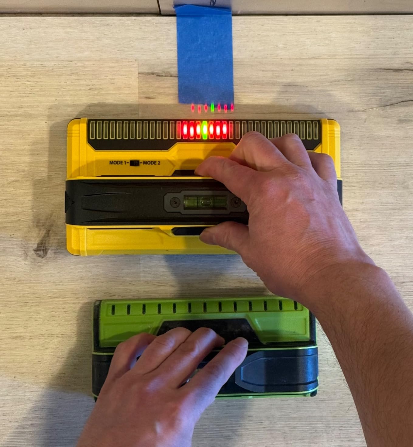 Franklin Sensors ProSensor MAX Stud Finder, 13-Sensor Wall Scanner, Detects Through Plaster, OSB & Lath, Made in the USA customer photo 1