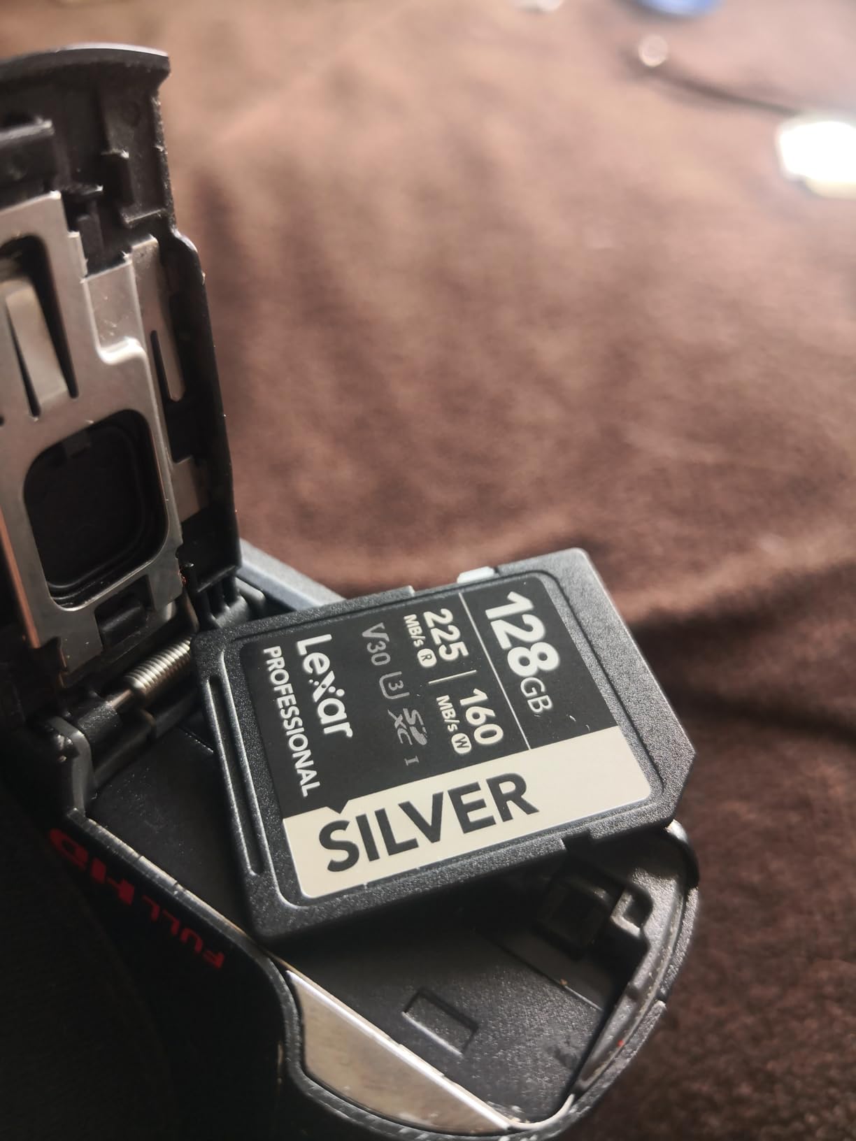 Lexar 128GB Professional Silver SD Card, UHS-I, C10, U3, V30, Up to 205/140 MB/s customer photo 2