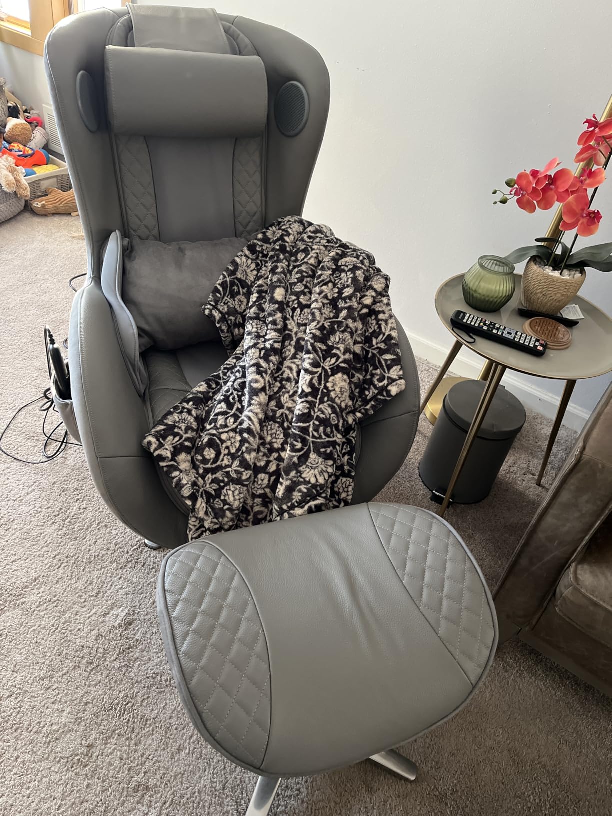 Nouhaus Classic Massage Chair with Ottoman - Caramel Leather Recliner with Percussive Shiatsu Massager, Built-in Speaker & Full Body Spot Massage - Ultimate Comfort for Home & Office customer photo 2