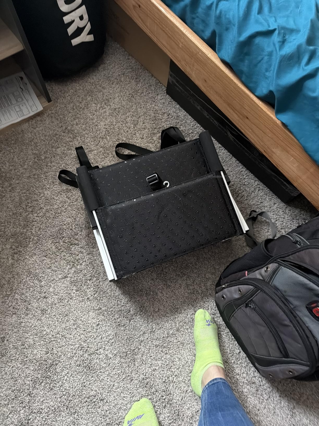 Deergym Dog Stairs for Large Dogs - 5 Step Wide 16in High 34in Foldable Dog Ramp for Car Non-Slip Surface Support up to 230lbs - Suitable for SUV, Truck, Sofas, Bed customer photo 1