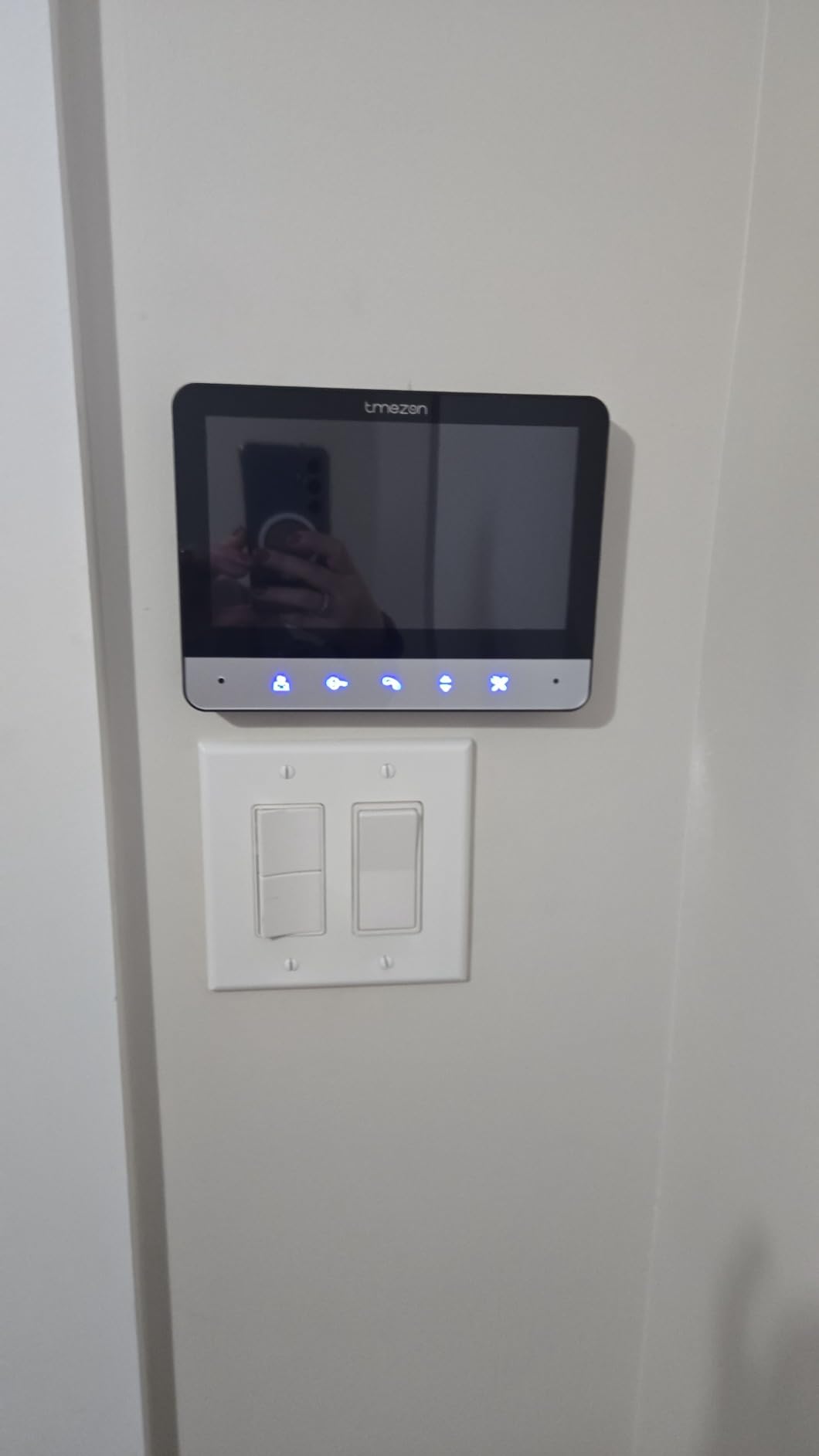 Tmezon Wired Video Intercom System, 7 Inch Ring Video Doorbell with Night Vision Support Remote Unlock, Dual-Way Intercom for Villa House Office Apartment with 1-Camera and 2-Monitor customer photo 2