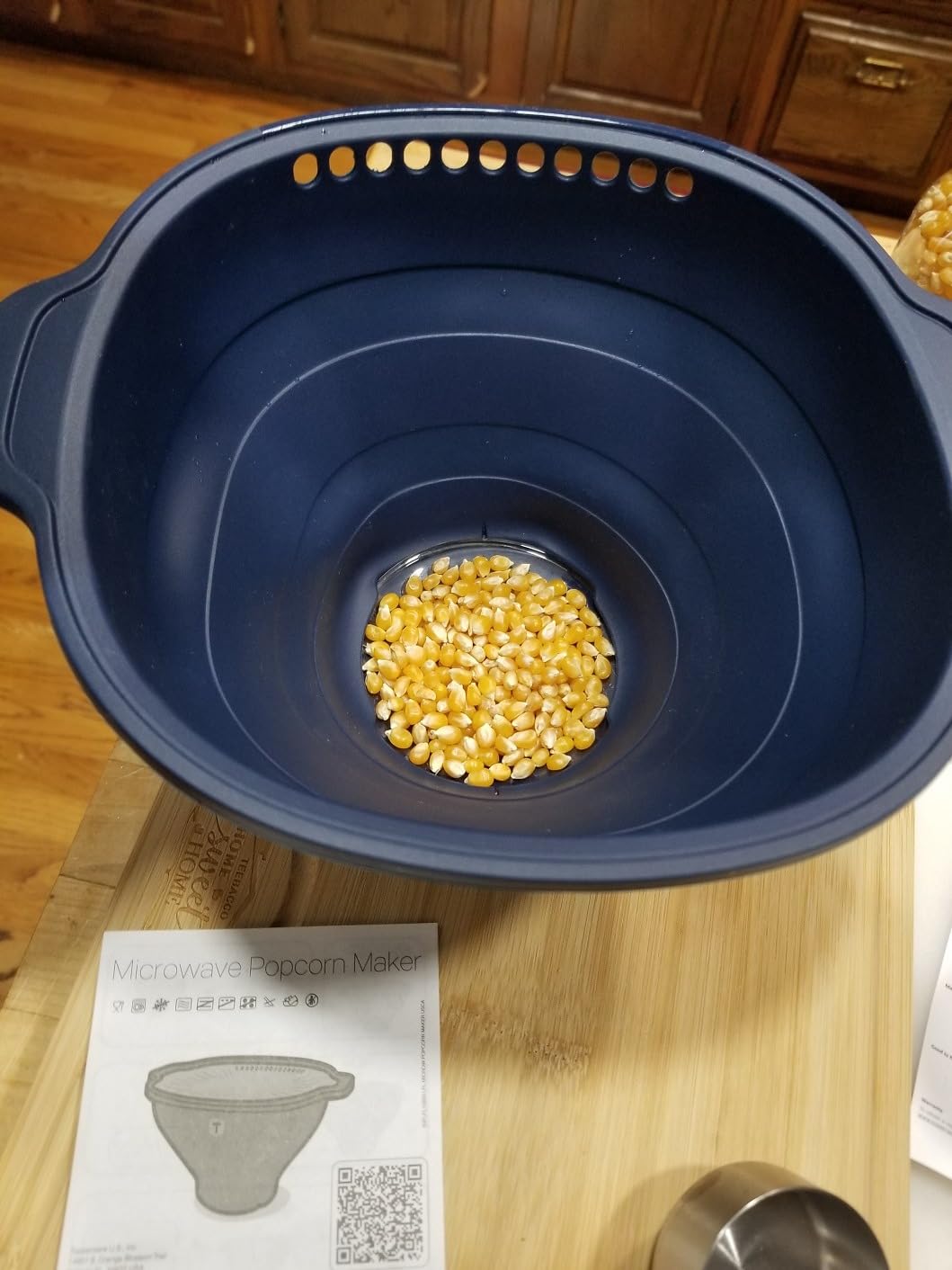 Tupperware Wow Pop Microwave Popcorn Maker customer photo 2