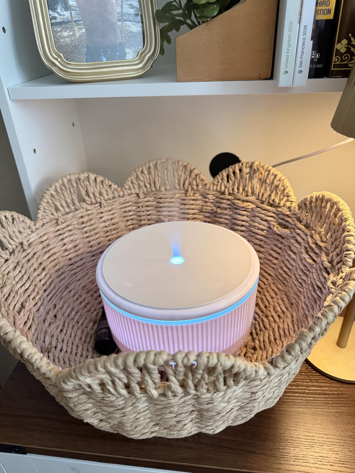 20-Hour Long-Lasting Aromatherapy, 500ML Large Essential Oil Diffuser: Ultrasonic Cool Mist Humidifier with Remote Control, 7 Color Lights, Timer, Auto-Off for Home/Bedroom/Yoga (Minimalist White) customer photo 2