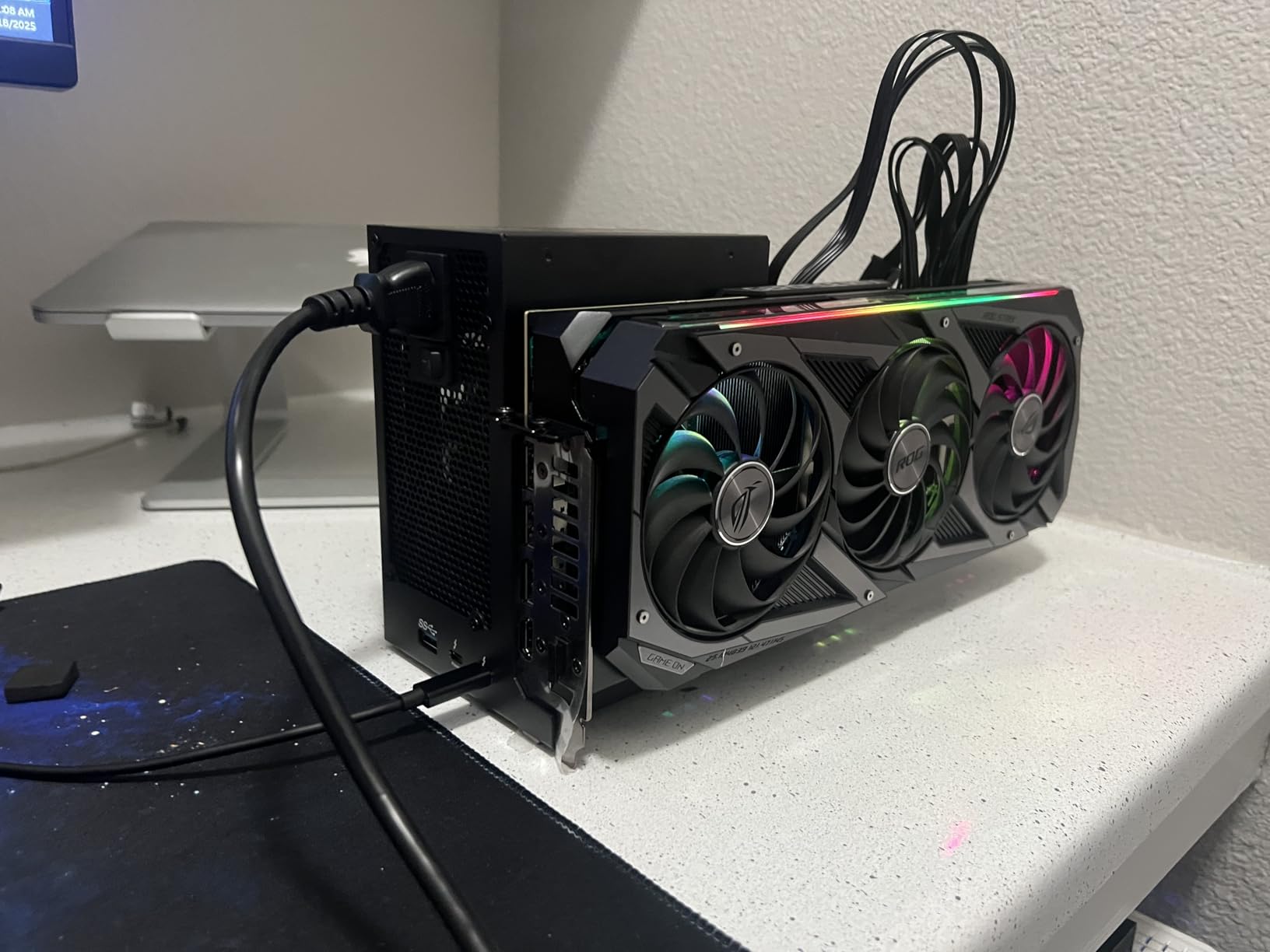 ANQ-L336 Mini eGPU Enclosure 40Gbps Thunderbolt3/4 USB4 for Laptop Compatible with Win/Linux/MacOS/ROG Ally X/Claw 8, PCIe External GPU Dock with PD 85W, Support NVIDIA/AMD, DC/ATX/SFX/Flex customer photo 1