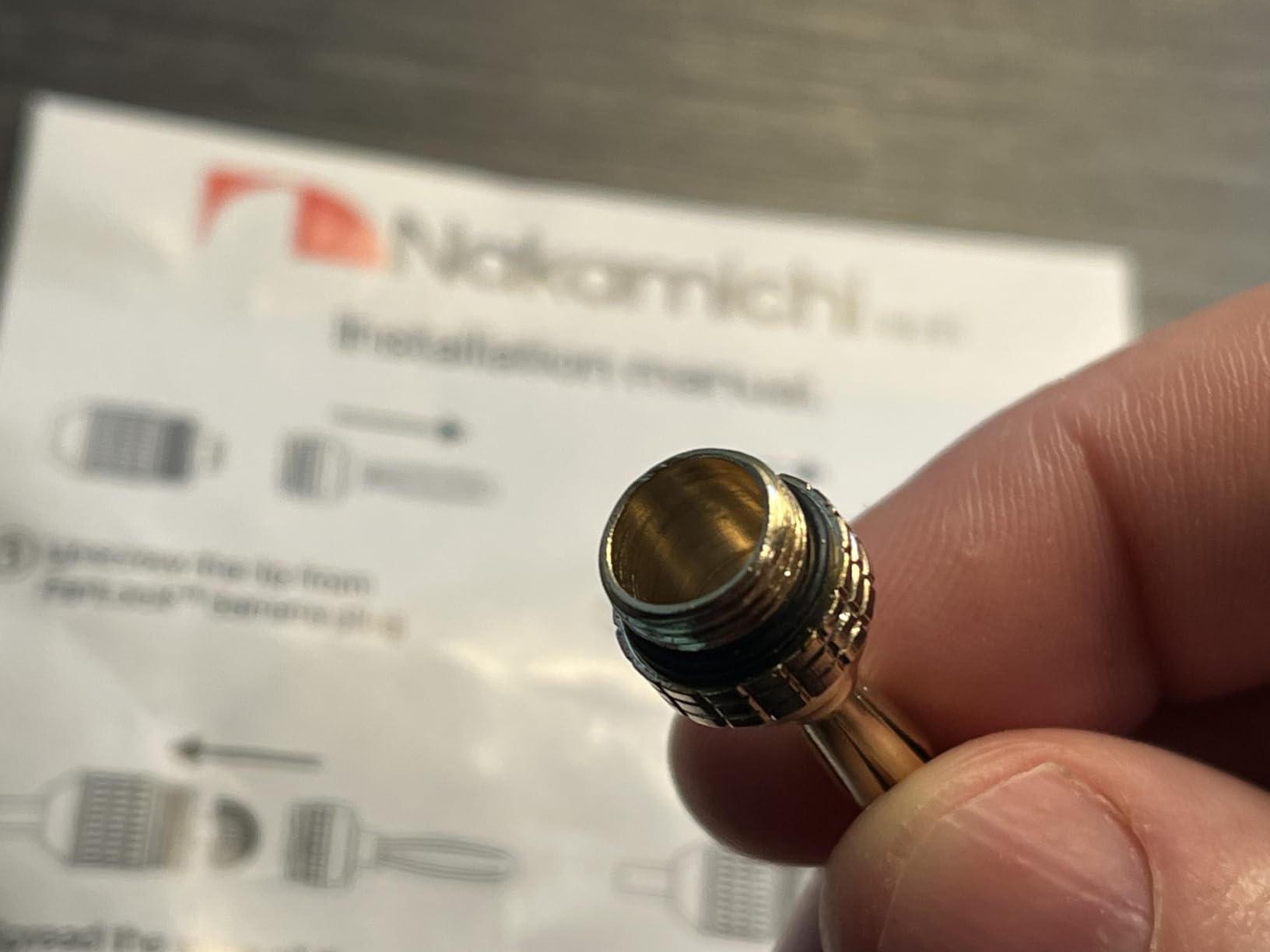 Nakamichi FanLock Excel Series 24k Gold Plated Banana Plugs 10 AWG - 18 AWG Gauge Size 4mm for Speakers Amplifier Hi-Fi Stereo Home Theatre Radio Audio Wire Cable Quick Connector, 4 Pcs (2-Pairs) customer photo 2