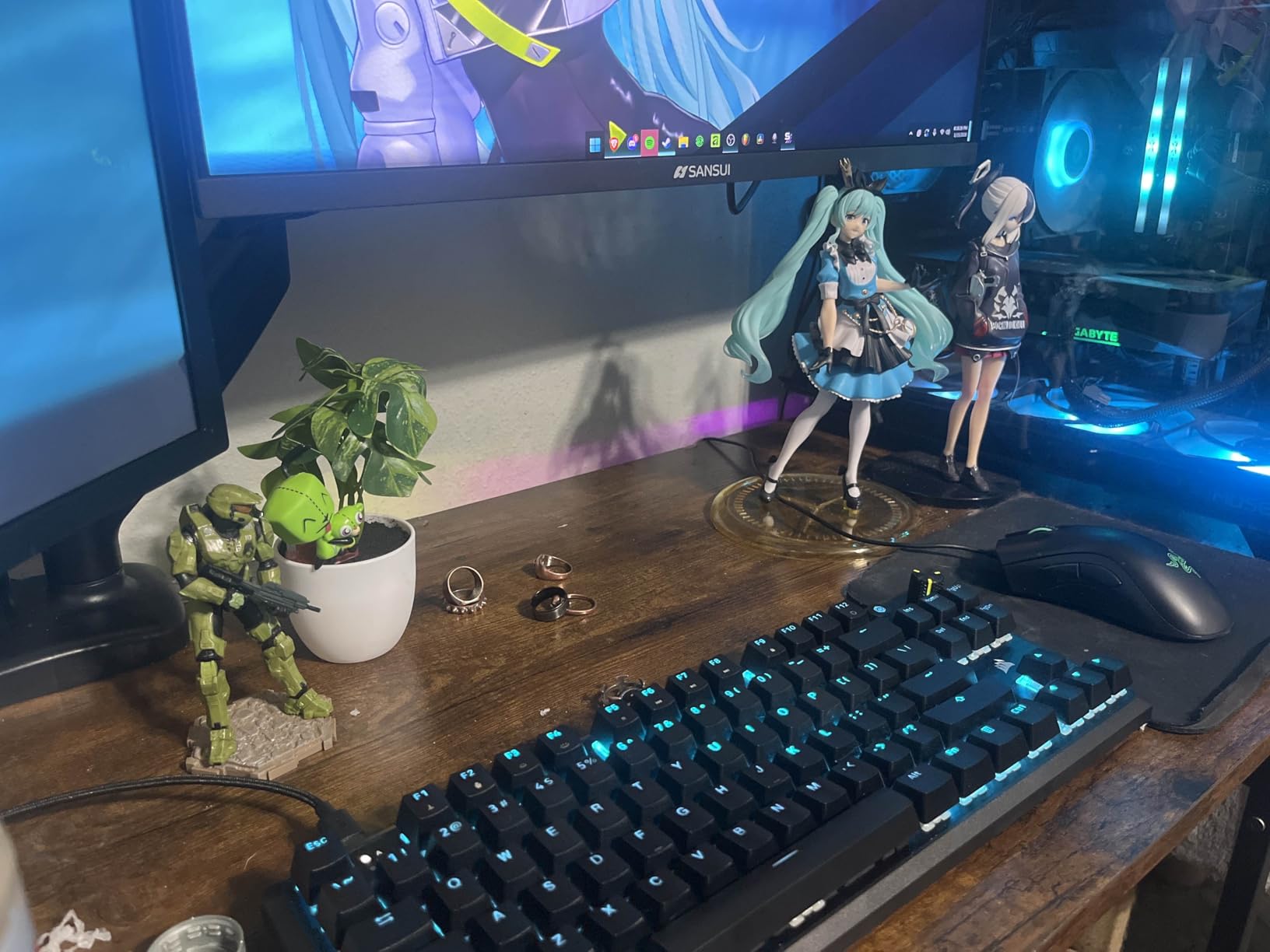 Corsair K70 CORE TKL RGB Tenkeyless Mechanical Wired Gaming Keyboard - Pre-Lubed MLX Red v2 Linear Switches, SOCD, ABS Double-Shot Keycaps, Sound Dampening, 1000Hz Polling, QWERTY NA - Black customer photo 2