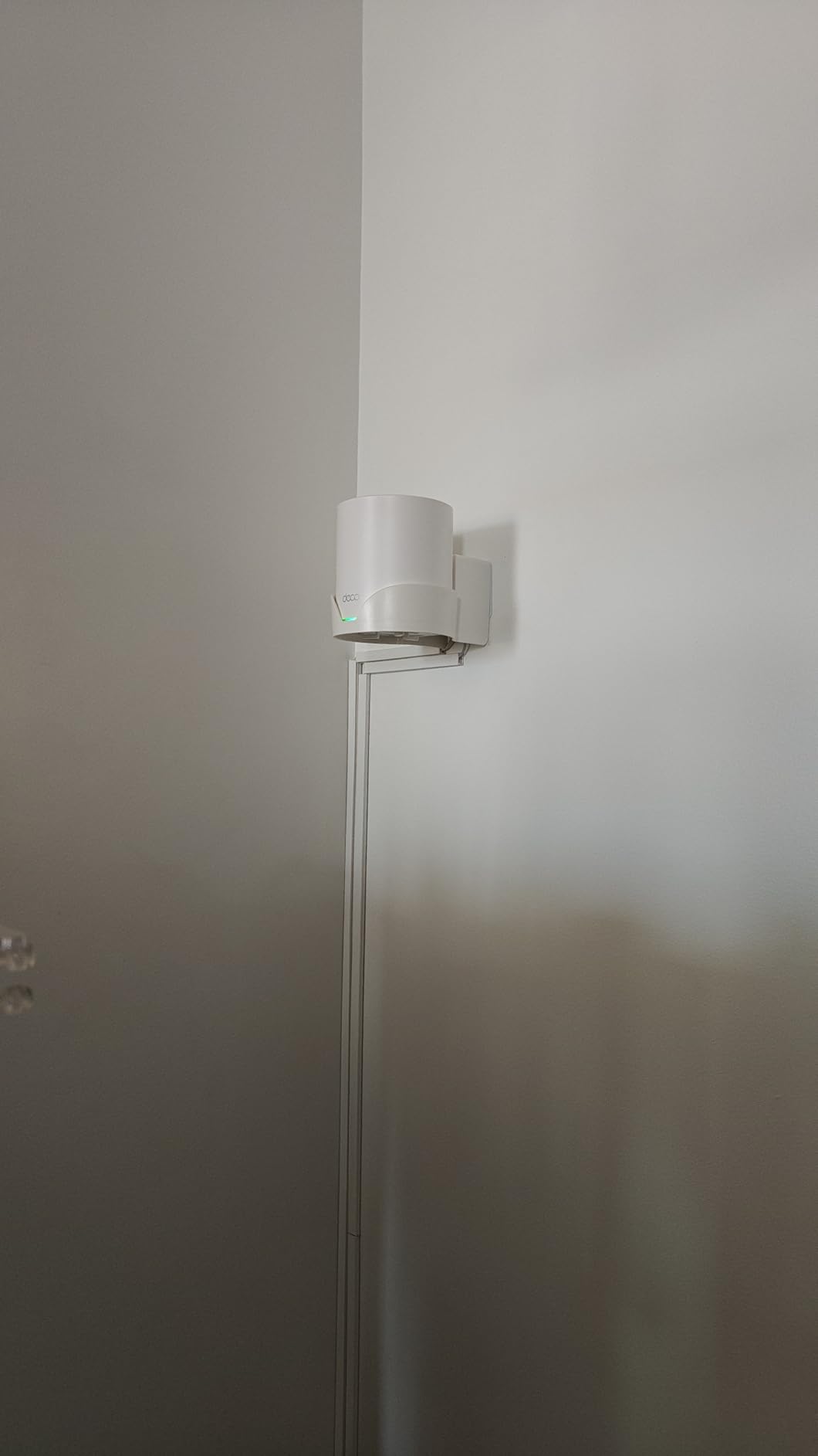 TP-Link Deco X15 Dual-Band AX1500 WiFi 6 Mesh Wi-Fi System - Replaces Routers and Extenders, Covers up to 5,600 sq.ft, 2 Gigabit Ports per Unit, Supports Ethernet Backhaul, 3-Pack customer photo 2