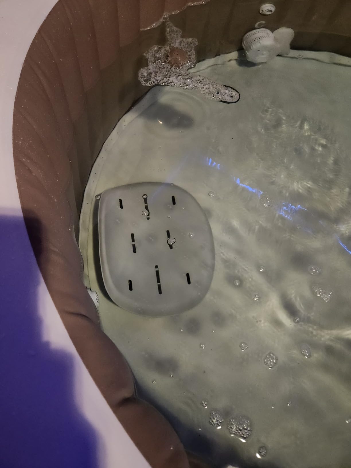 INTEX 28425EH PureSpa Bubble Massage Spa Set Outdoor Inflatable Portable Hot Tub, Includes Energy Efficient Spa Cover, Saltwater System Ready, 4 Person, 77in x 28in customer photo 2