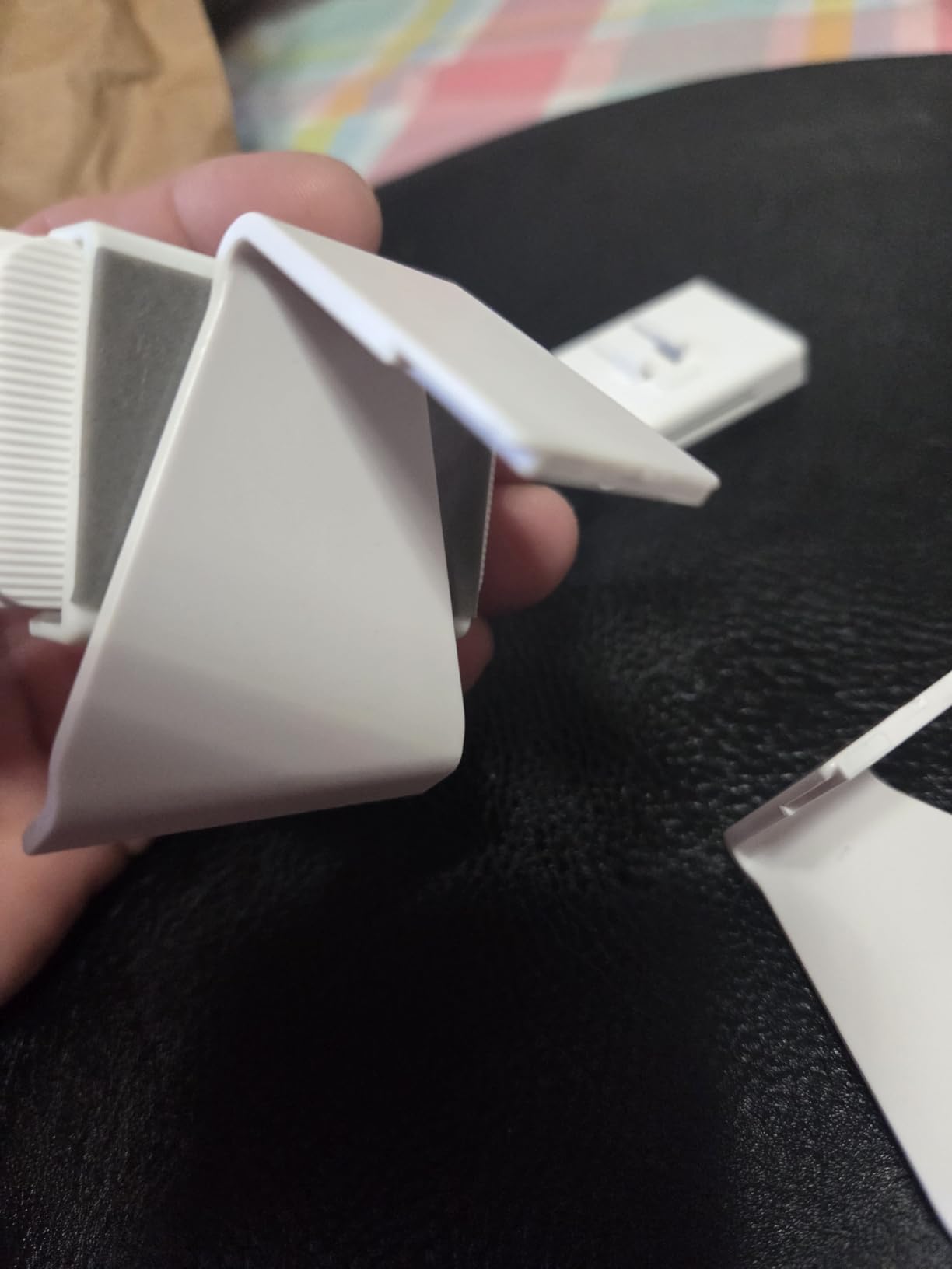 Label Holders Digital Blank Labels, 2.13 Inch Business Signs for Retail, Storage, Black+White+Red e Ink Screen (1 pc) customer photo 1