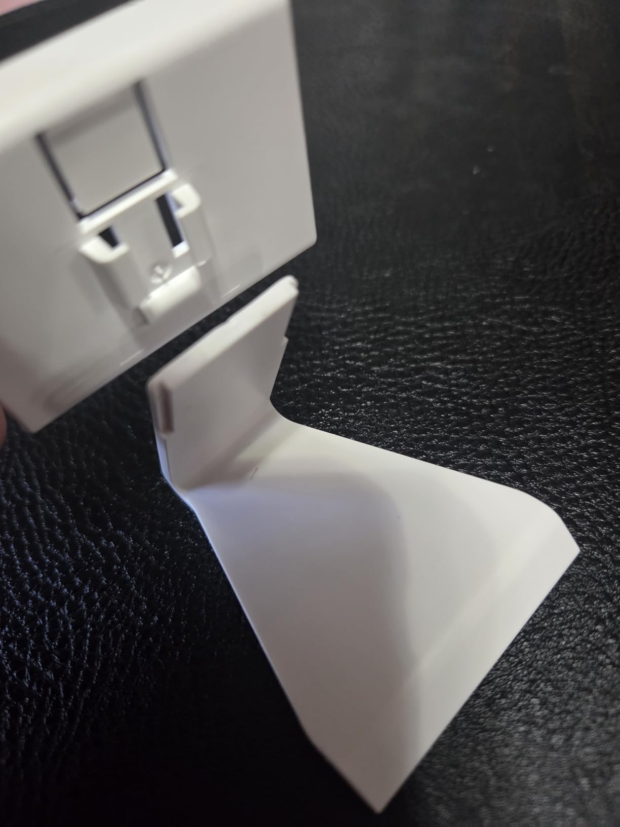 Label Holders Digital Blank Labels, 2.13 Inch Business Signs for Retail, Storage, Black+White+Red e Ink Screen (1 pc) customer photo 2