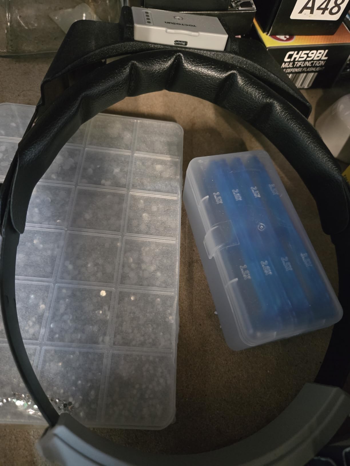 YOCTOSUN Magnifying Glasses with Light for Close Work, Rechargeable Headband Magnifier with 4 Lenses 1.5X-3.5X, Hands Free Magnifying Glass Visor for Jewelers, Crafts, Hobby customer photo 2