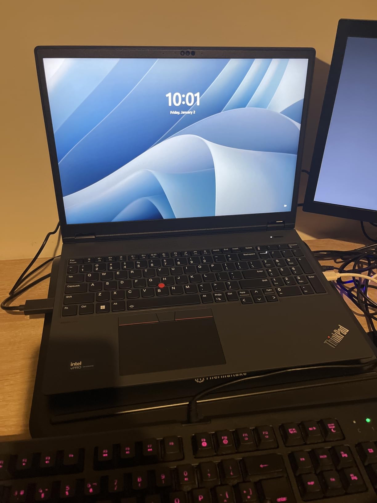 Lenovo ThinkPad P16v Gen 2 Intel Core Ultra 9 185H vPro, 24C, 16