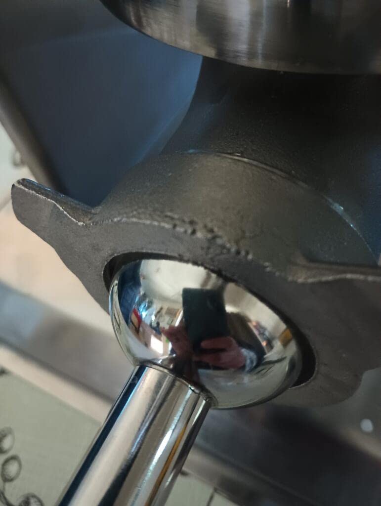 VEVOR Manual Sausage Stuffer, 7 L / 15 LBS Vertical Sausage Machine, Dual-Speed Meat Stuffer, Made of Food-Grade 304 Stainless Steel, Includes 5 Stuffing Tubes, for Home Kitchen Restaurant Commercial customer photo 2