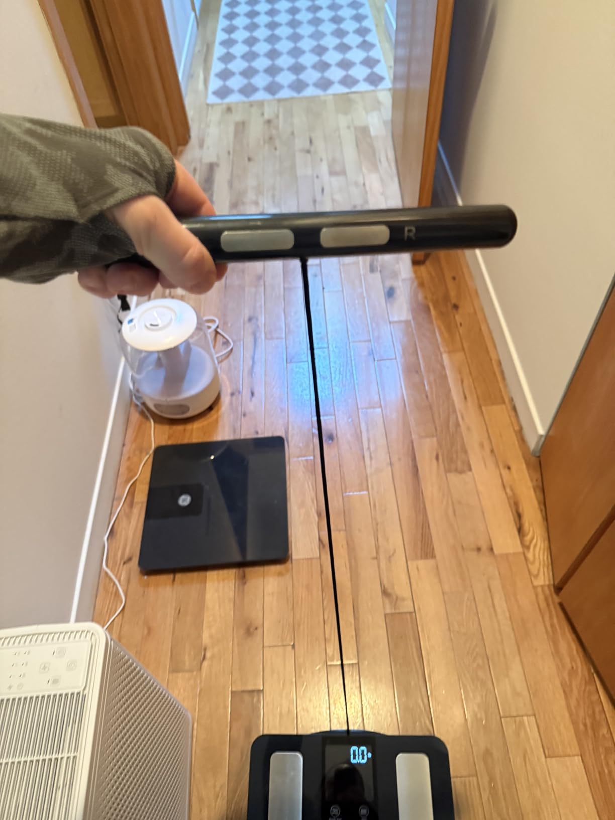 GE Smart Scale for Body Weight: 8-Electrode Digital Bathroom Scale for Weight Fat BMI Muscle Mass Full Body Composition Analyzer 50 Measurements Bluetooth Highly Accurate Weighing Machine 400lb Black customer photo 1