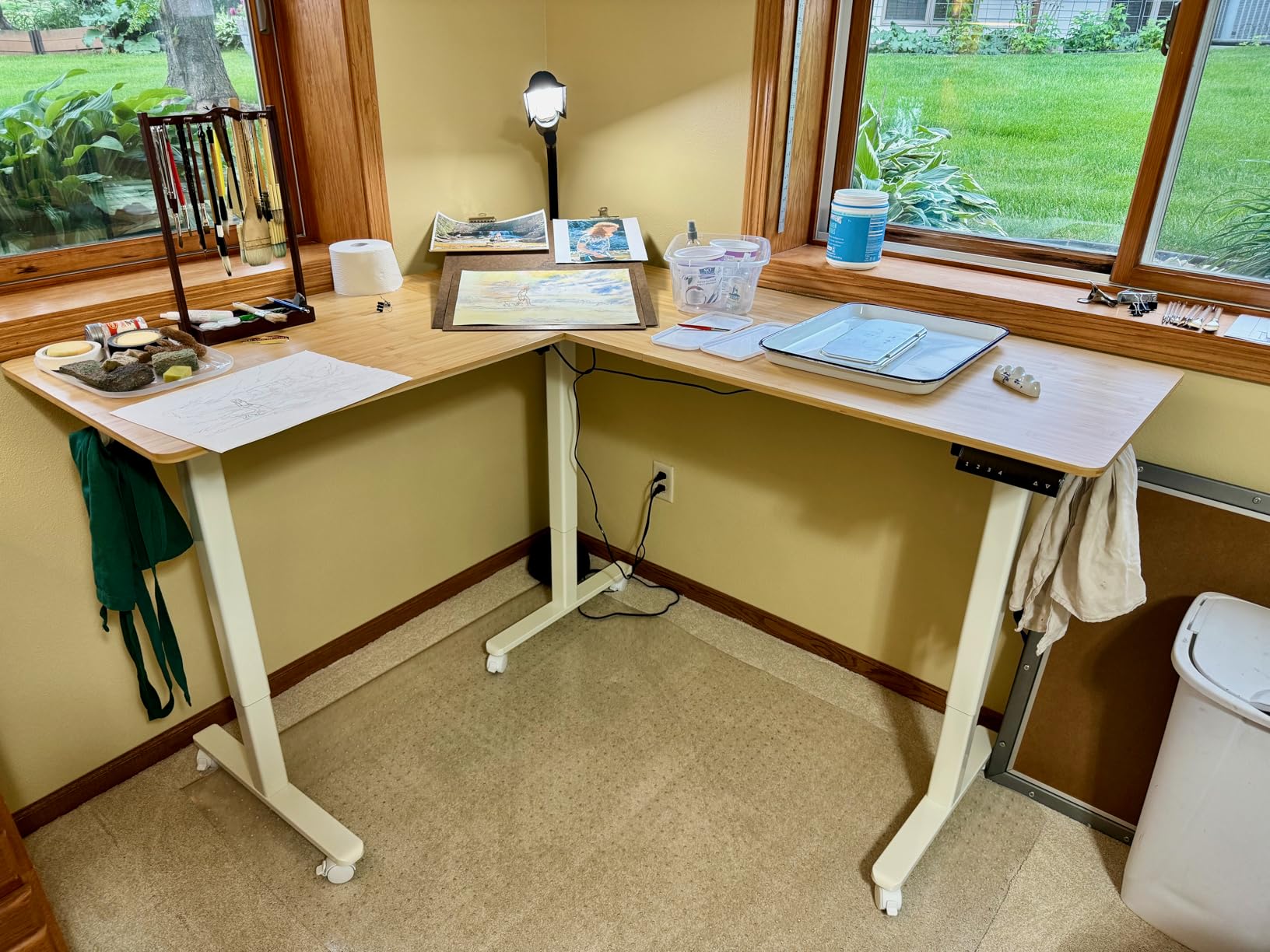 Claiks L Shaped Standing Desk Adjustable Height, Dual Motor Electric Corner Standing Desk, 63x55 inch with Splice Board, Bamboo customer photo 1
