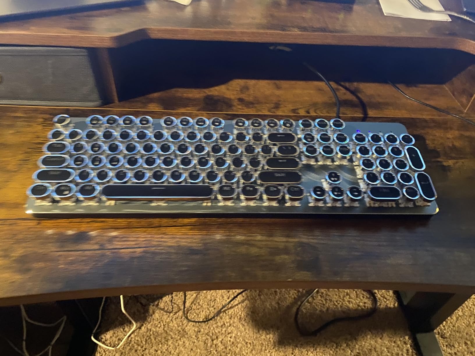 RisoPhy Typewriter Style Mechanical Gaming Keyboard, Metal Panel, Retro Punk Round Keycaps, Clicky Blue Switch, Rainbow LED Backlit, 104 Keys Wired Keyboard for PC Laptop Mac Gamer customer photo 2
