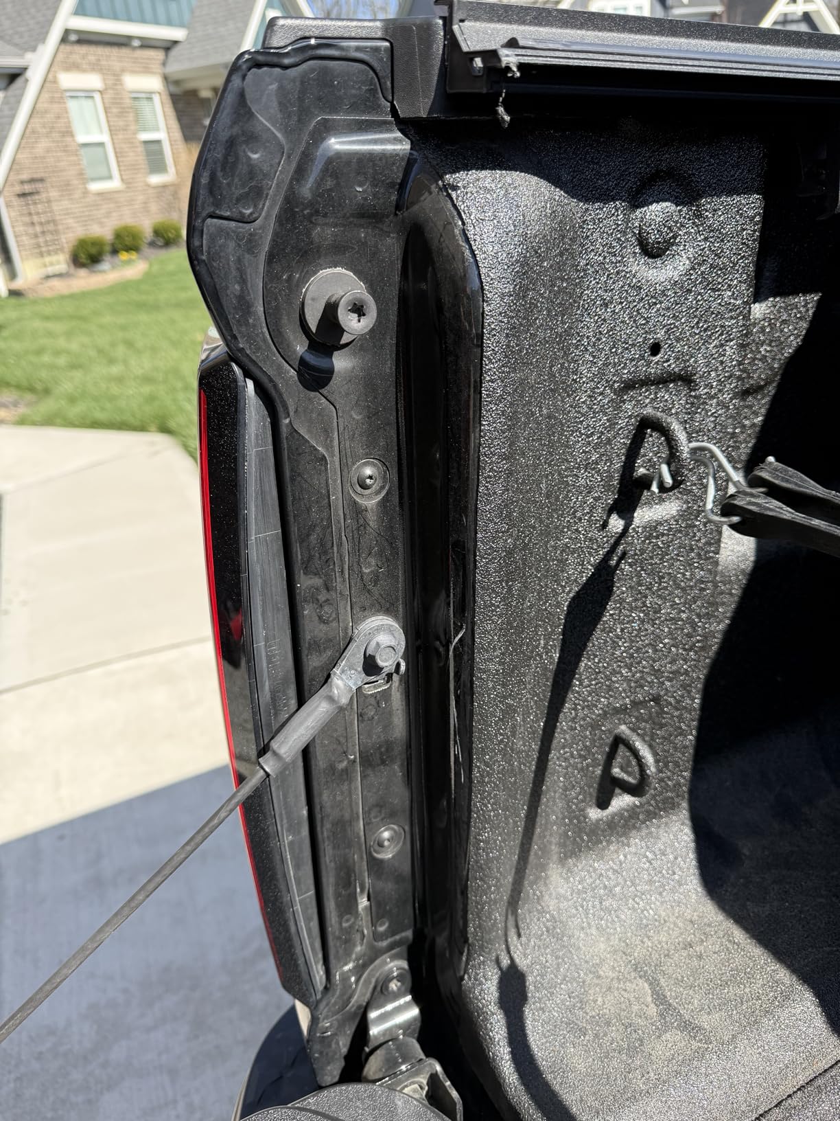 Truck Bed Extender, Aluminum Retractable Tailgate Extender, 49