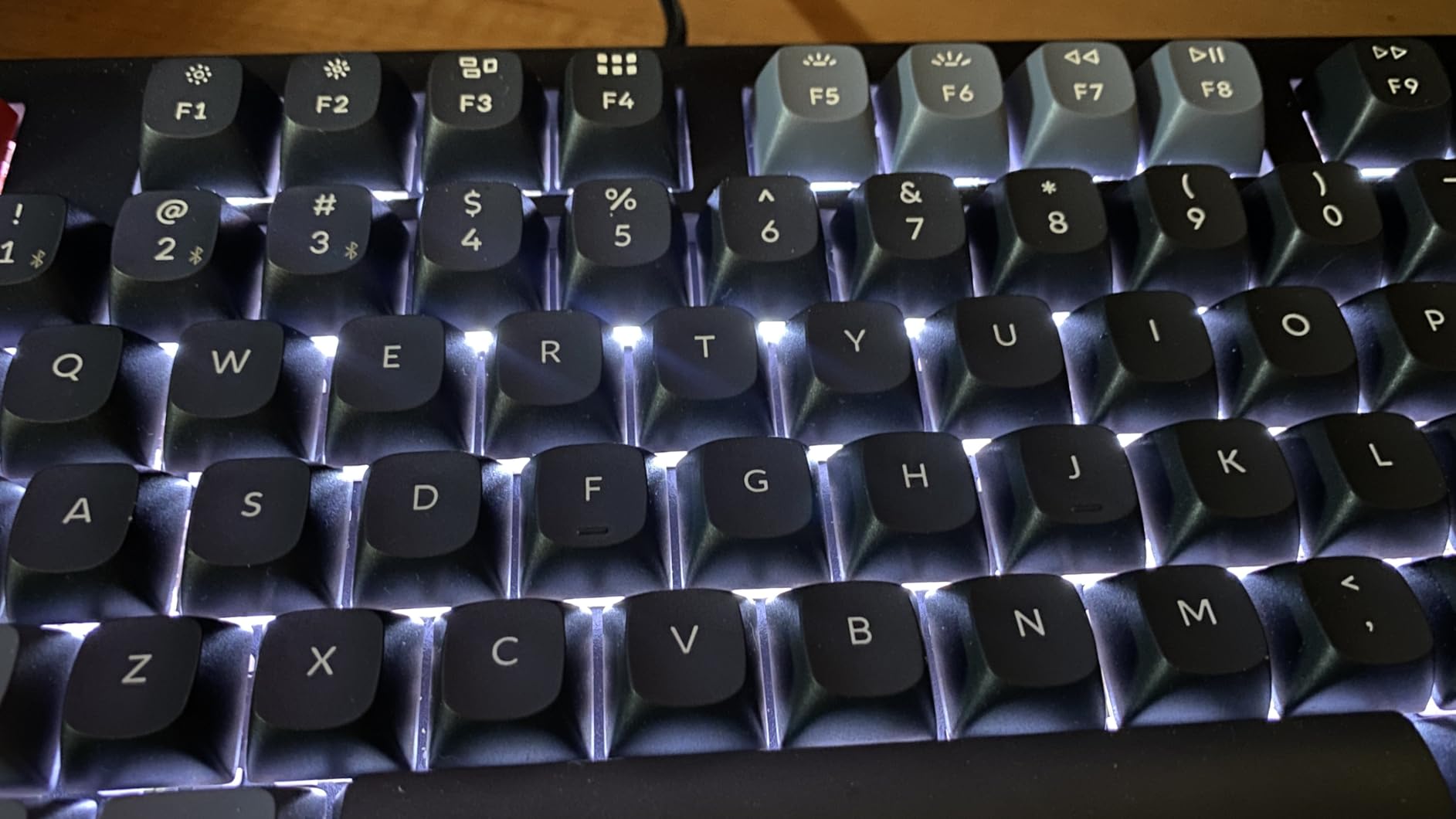 Keychron K10 Pro Wireless Custom Mechanical Keyboard, QMK Programmable Bluetooth 100% Layout with Silent Red Switch White Backlight Compatible with Mac Windows Linux customer photo 2