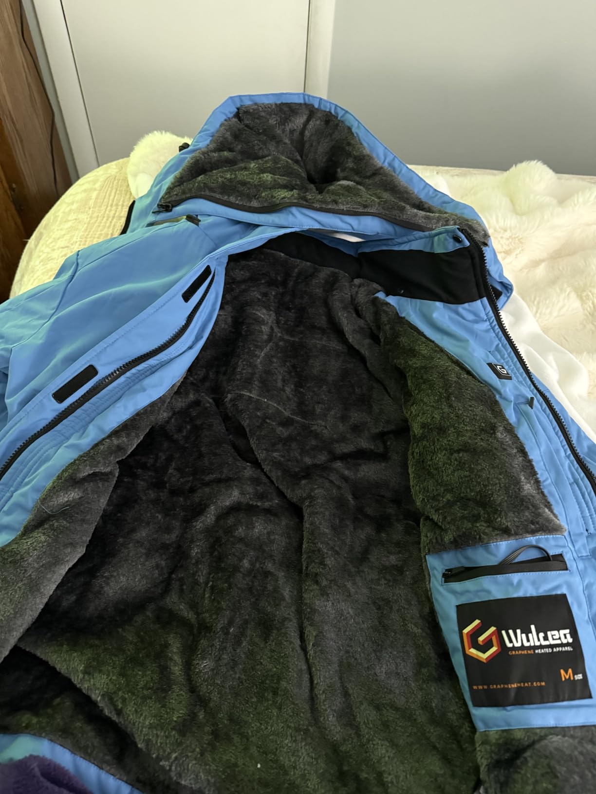 Wulcea Graphene Heated Jacket For Women 12V 18400mAh Fast Charge With Large Capacity customer photo 1