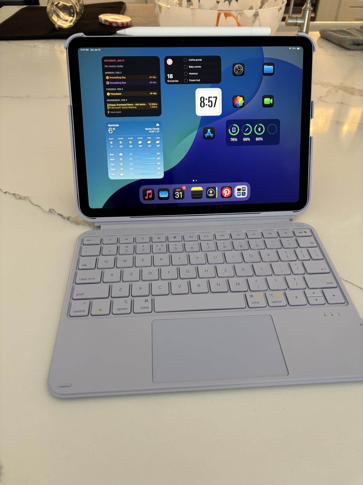 Inateck 450g Ultralight Keyboard for iPad (A16) 11th/10th Gen 2022 (11/10.9 inch), Air 11