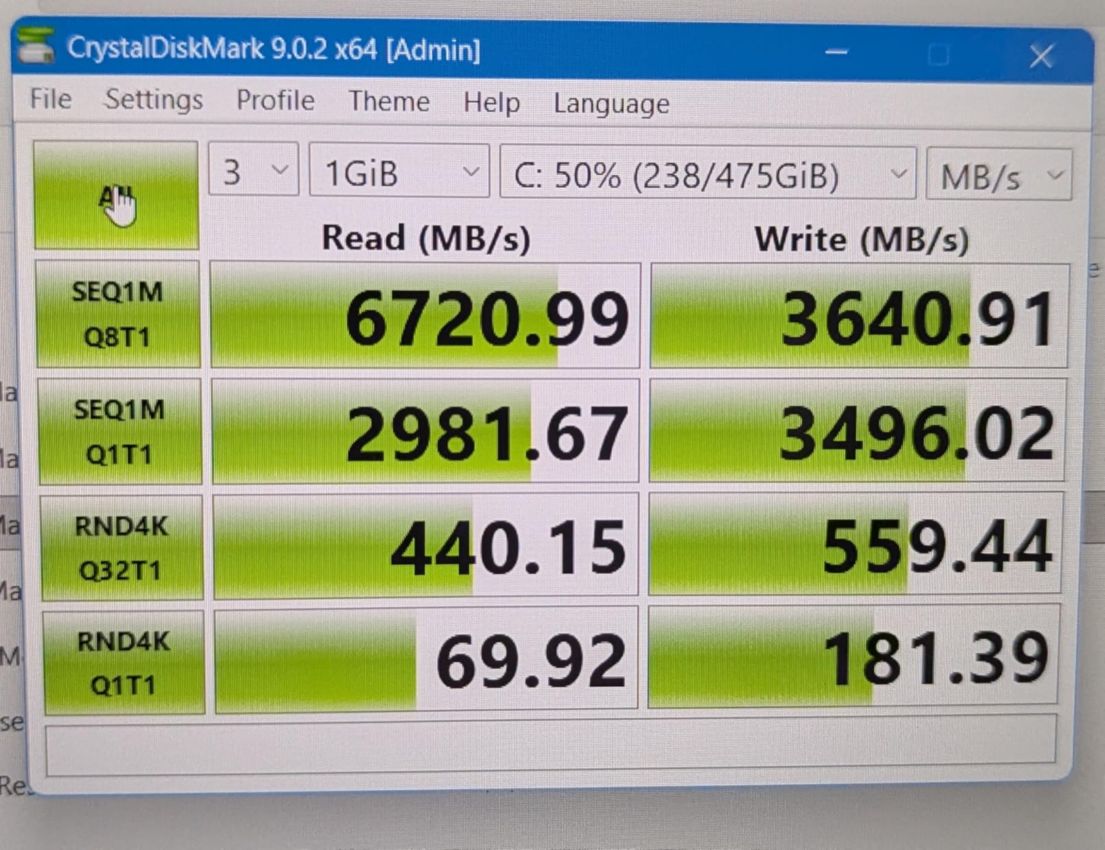 Cable Matters 40Gbps Portable USB4 / Thunderbolt 4 SSD Enclosure for M.2 NVMe SSD - Up to Read:3800MB/s, Write:3600MB/s, NVMe Enclosure, Tool-Free, Intelligent Cooling, Thunderbolt 4/5 Compatible customer photo 2