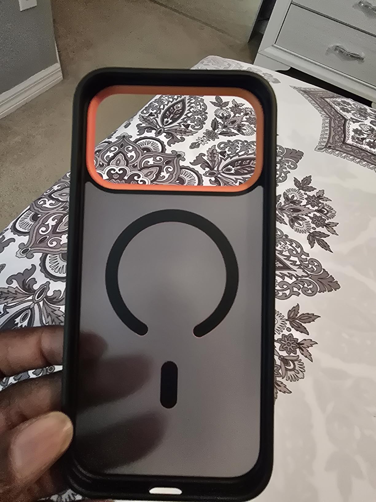 for iPhone 16 Case Protective Carbon Fiber Case Made of Aramid Fiber, Soft Touch, Tough Durable Carbon Bumper, Black, Supports Wireless Charging customer photo 1