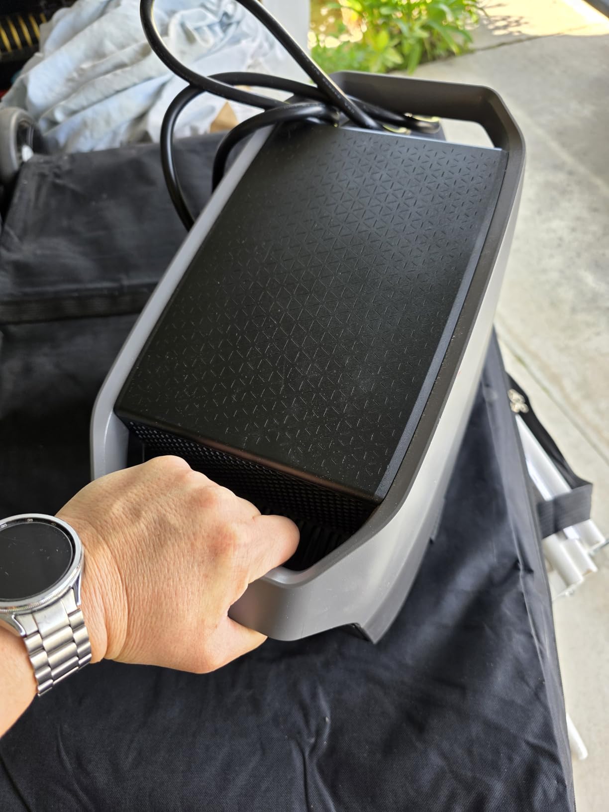 DELTA 3 Portable Power Station, 1024Wh LiFePO4 Battery, Full Charge in 56 Min, 1800W AC/100W USB-C Output, Solar Generator(Solar Panel Optional) for Home Backup Power, Camping & RVs customer photo 1