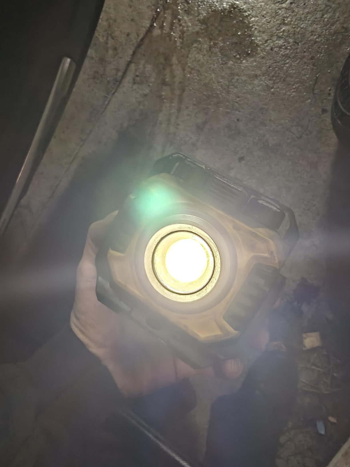 Samyoung 2-Pack Magnetic Rechargeable Work Light, 2400LM Dual-Sided LED Work Light, 4-80H Runtime, Stepless Dimming 2700K-8000K COB Floodlight + 1000LM Spotlight customer photo 2