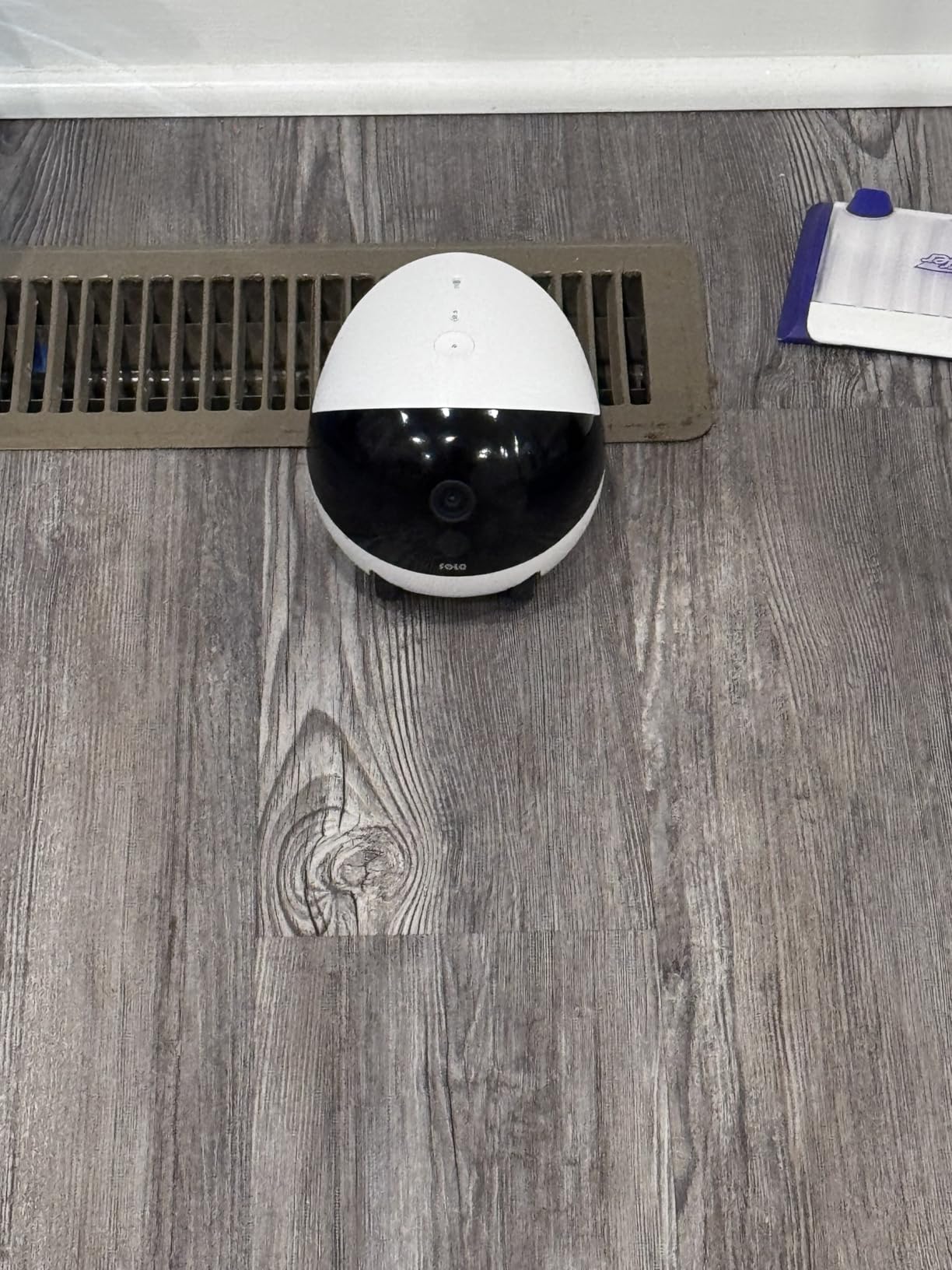 ROLA Mini FamilyBot 2K Pet Camera Robot: Movable Indoor Camera Battery-Powered with Phone App, One-Touch Call, 2-Way Talk, Night Vision, Motion Detection, Video Recording customer photo 2