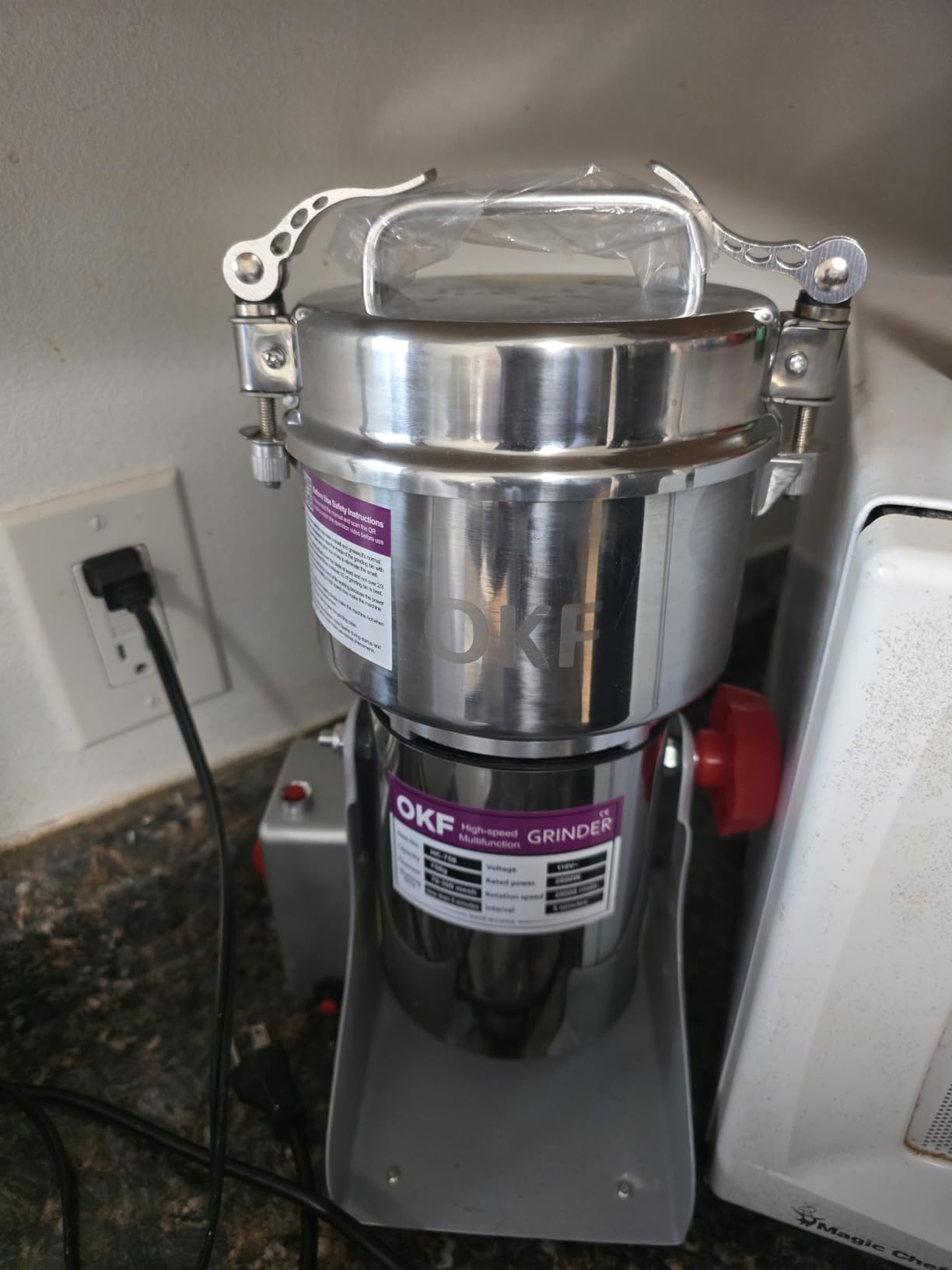 2000g Grain Mill, 304 Stainless Steel Spice Grinder, 3600W High-speed Commercial Flour Mill, Superfine Flour Mill Grinder for Home, Grain Mill for Flour customer photo 1