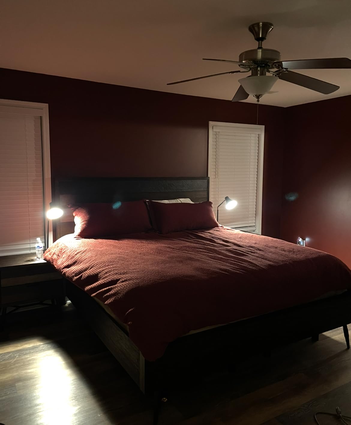 O'Bright Astrum - LED Desk Lamp with Dual USB Charging Ports, 100% Metal, 270 Degree Swivel Arms customer photo 2