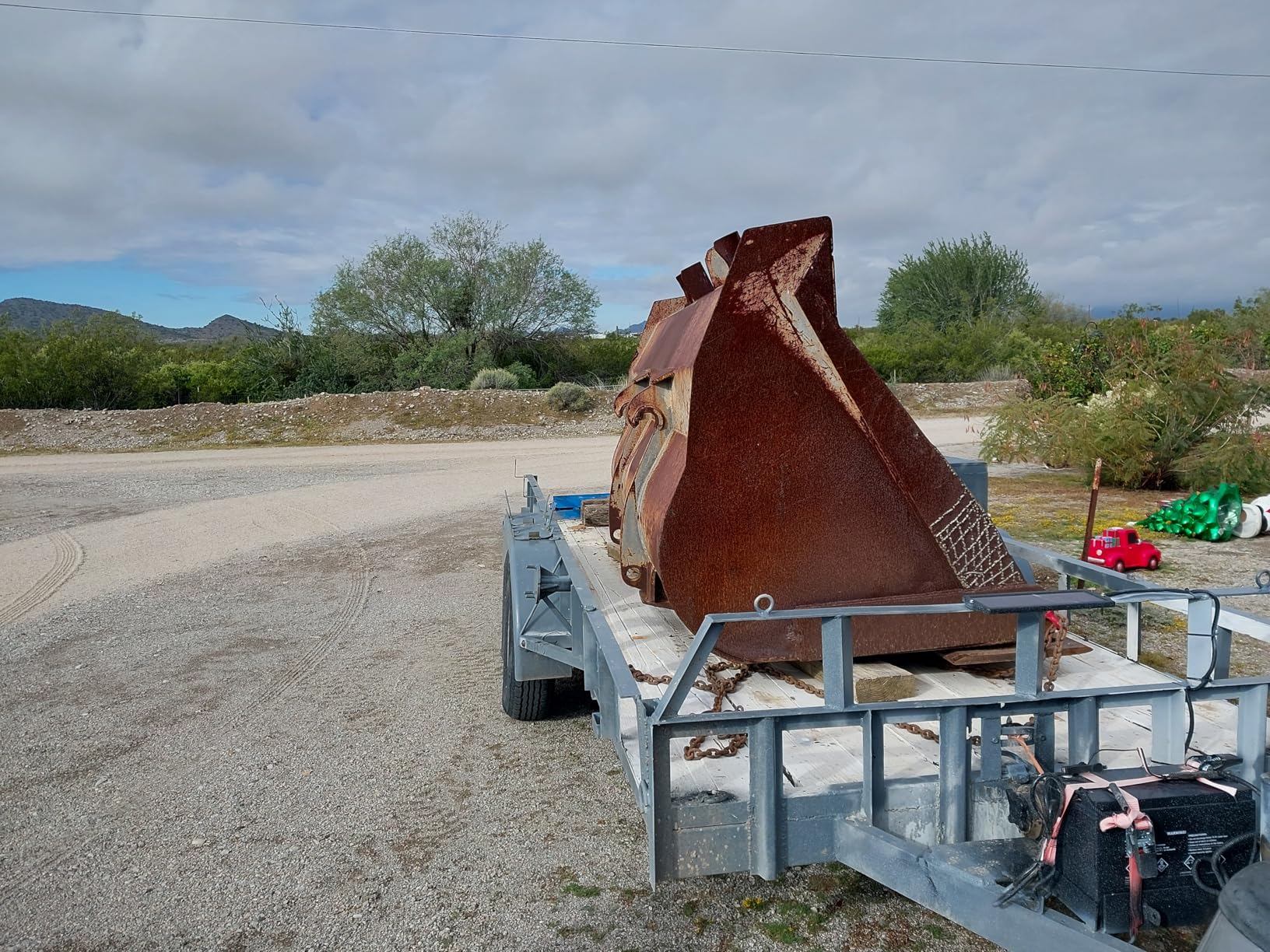 VEVOR Electric Winch, 10,000 lb Truck Trailer Jeep Winch, 12V DC 7/20 in x 65 ft Synthetic Rope Aluminum Fairlead Wireless & Wired Remote Control, IP55 Waterproof Towing for Off Road Jeep SUV Boat customer photo 1
