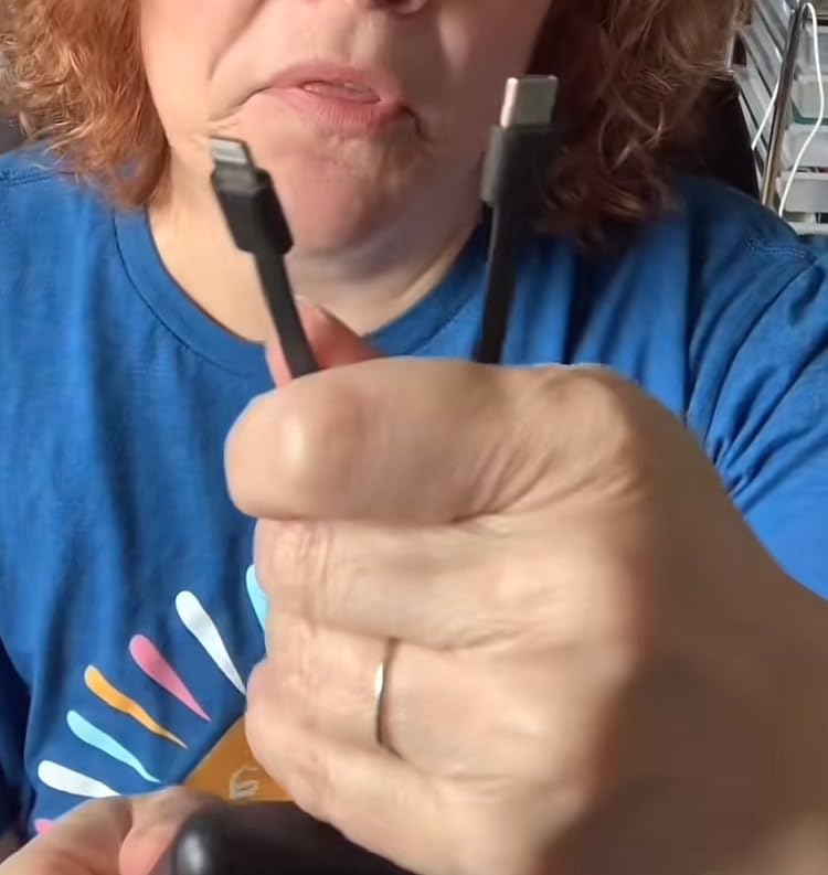 Real Carbon Fiber for iPhone 16 Pro Case Compatible with MagSafe, Aramid Fiber with Military-Grade Drop Cover for Phone 16 Pro 6.3 Inch, Supports Wireless Charging, Black/Red(Twill) customer photo 2